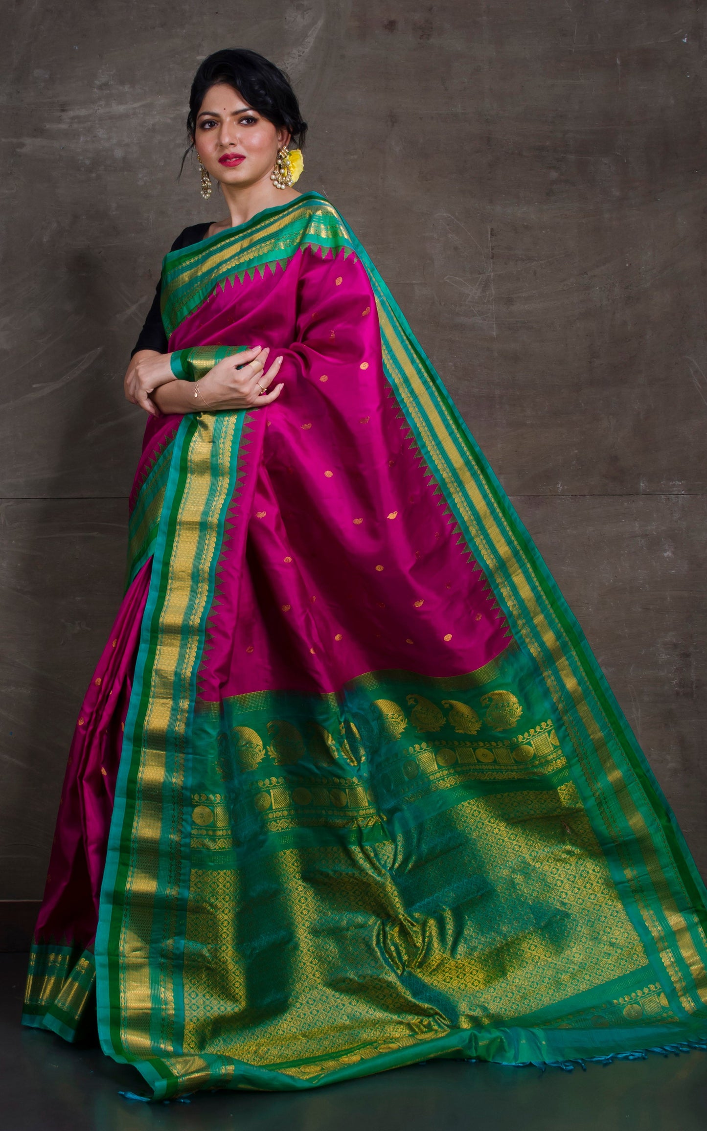 Exclusive Gadwal Silk Saree in Magenta Pink and Seafoam Green