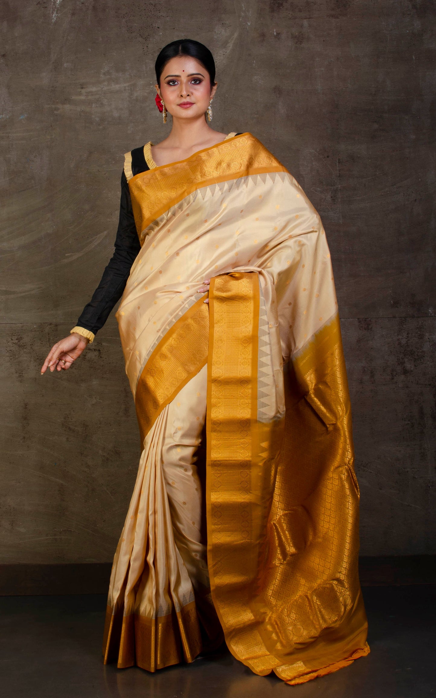 Exclusive Gadwal Silk Saree in Parmesan Cheese and Mustard Golden