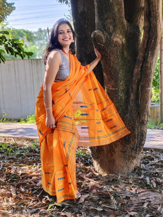 Hiloi Mekhela Chador