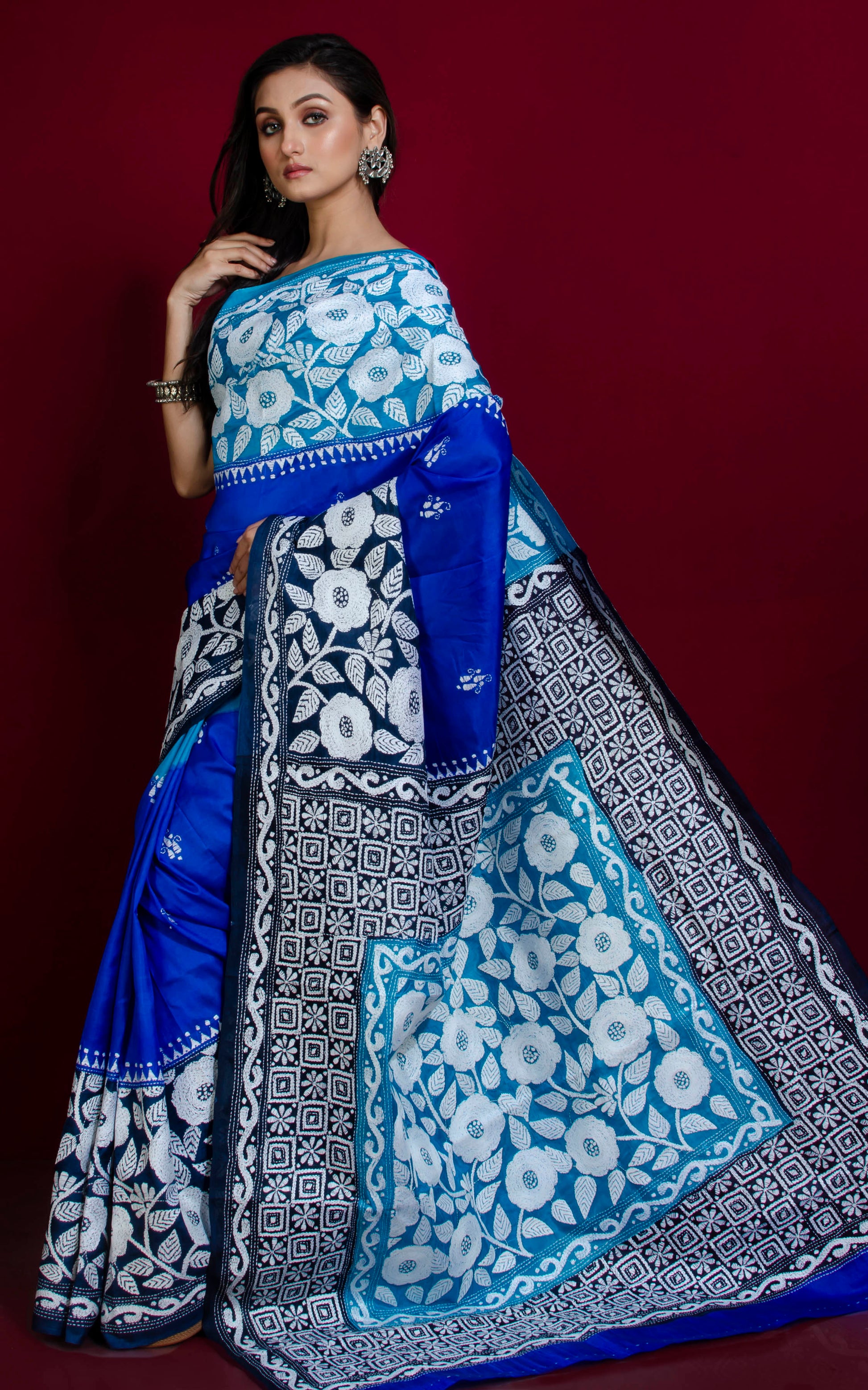 Tie-Dye Pure Silk Hand Embroidery Kantha Stitch Saree in Cyan, Royal Blue, Midnight Blue and White