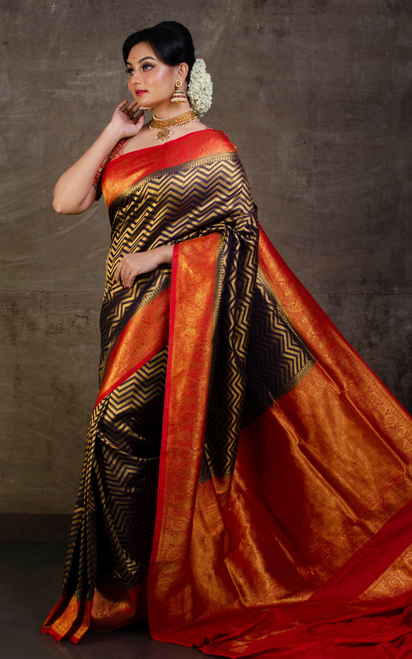 Tanchui Brocade Work Katan Silk Saree in Midnight Blue and Red