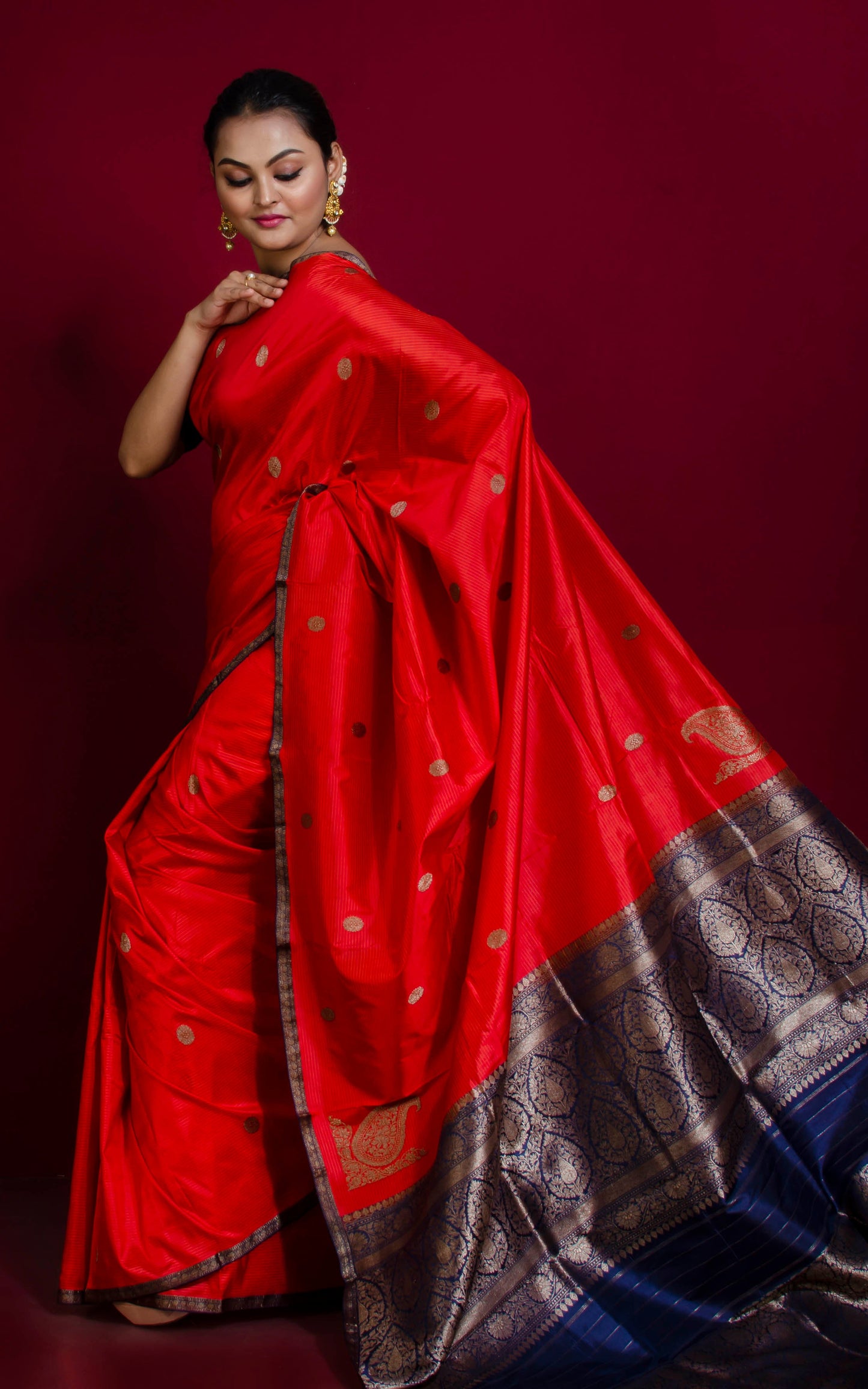 Woven Thread Nakshi Work Koniya Motif Pure Katan Banarasi Silk Saree in Red, Navy Blue and Antique Gold