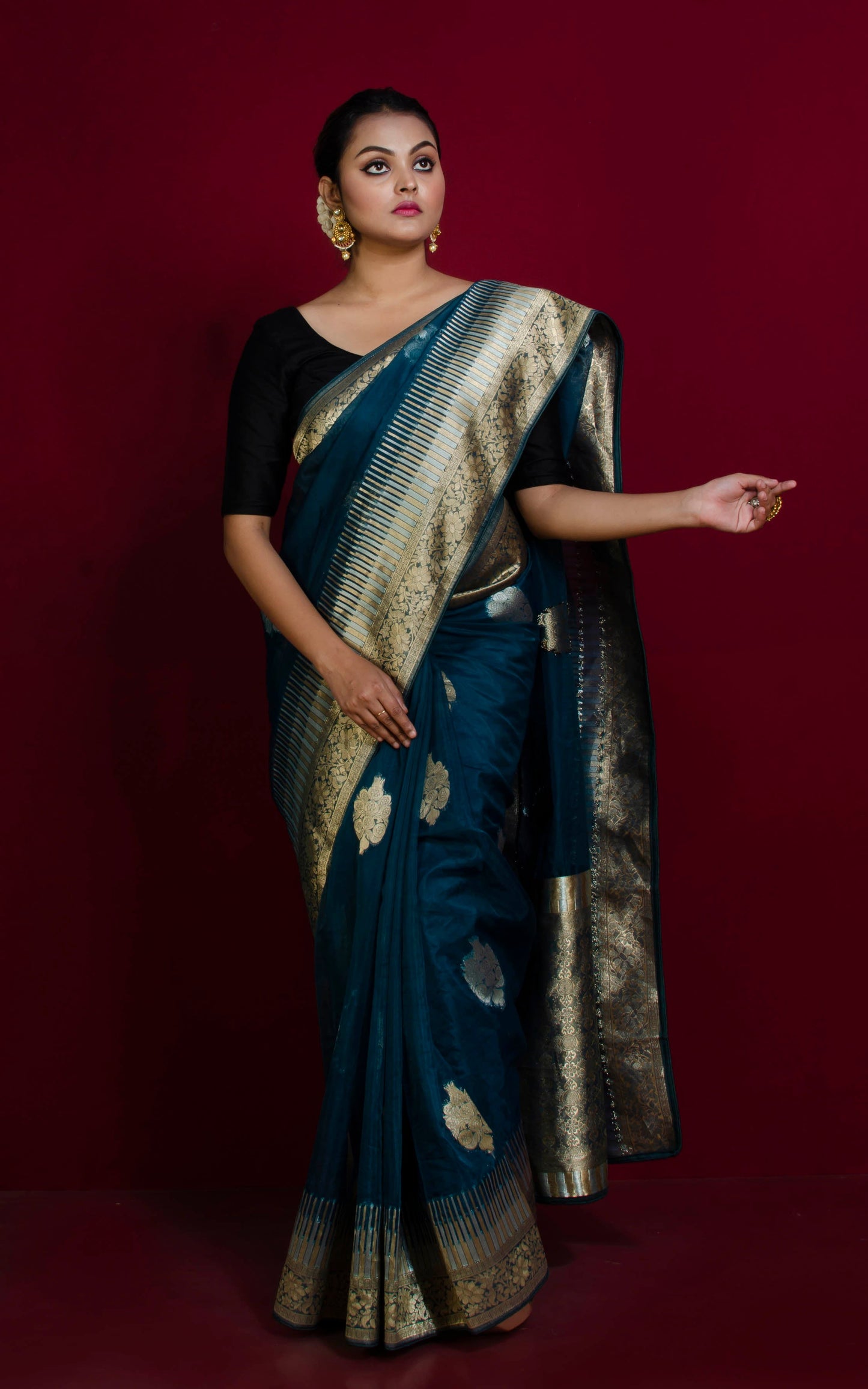 Organza Silk Banarasi Saree in Phthalocyanine Green, Silver and Muted Gold