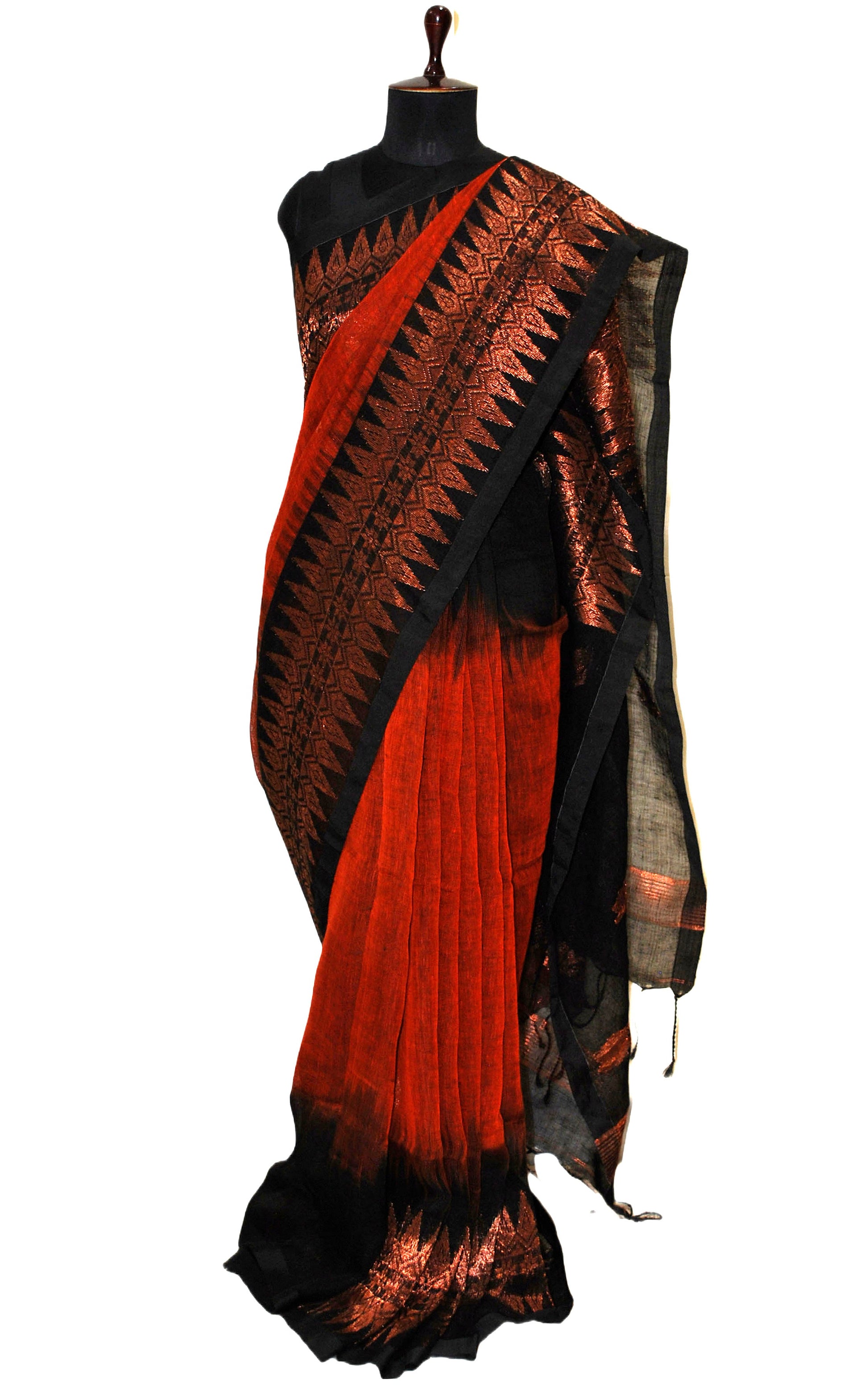 Dual Shaded Handwoven Linen Kanchipuram Saree in Dark Orange, Black and Copper