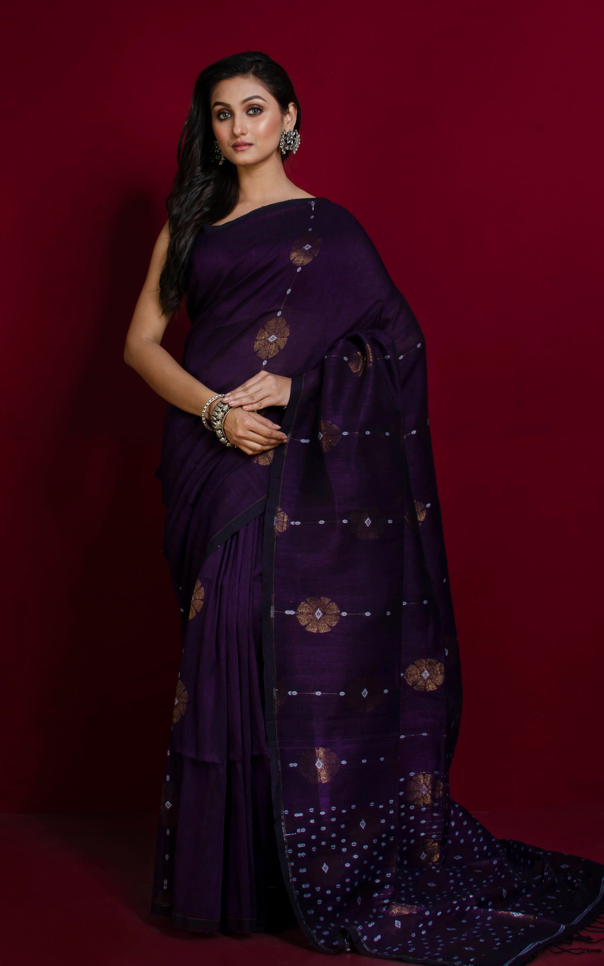 Border less Cotton Linen Banarasi Saree in Dark Purple, White and Antique Gold