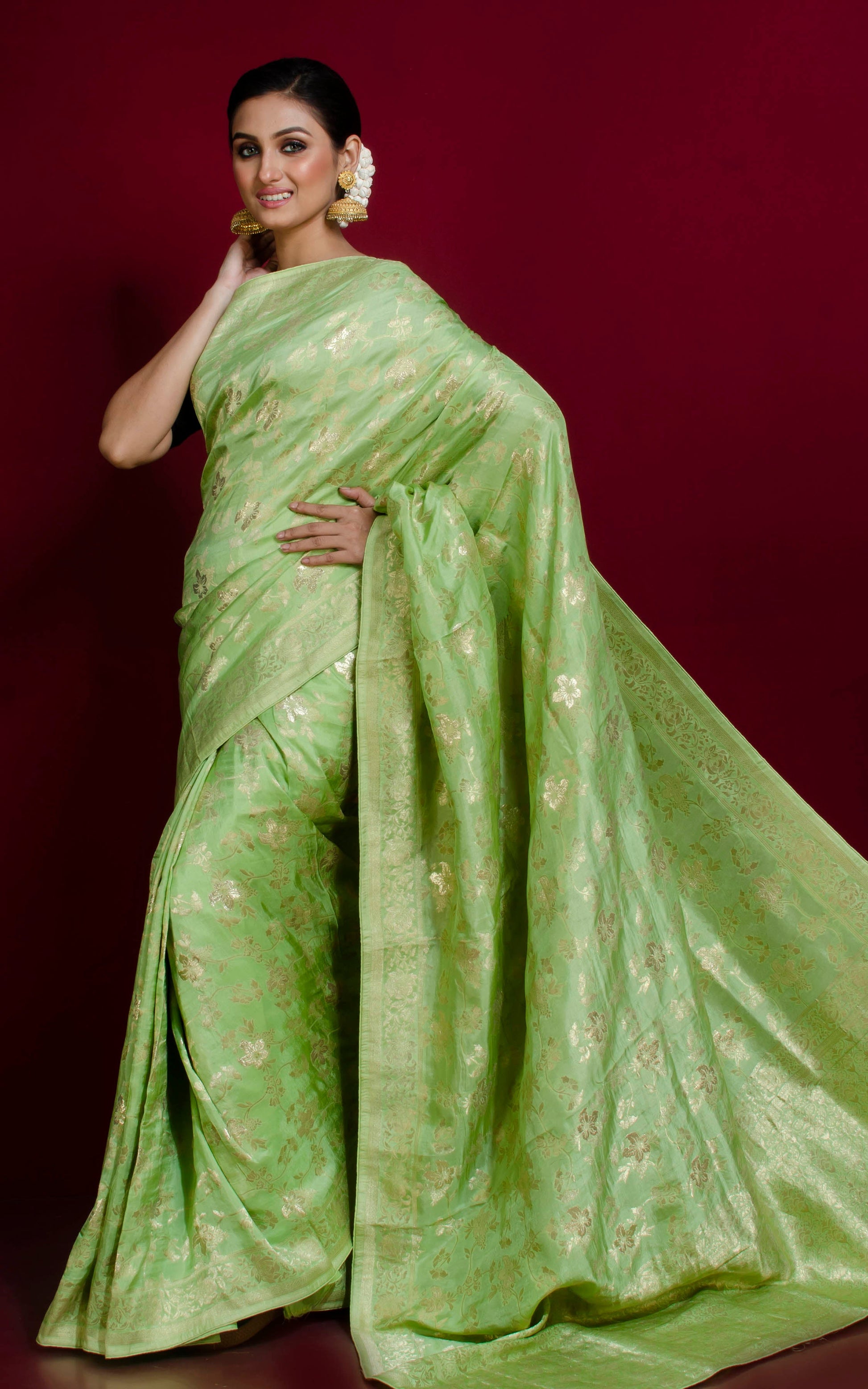 Handwoven Semi Moonga Tussar Silk Saree in Pale Green and Mute Gold