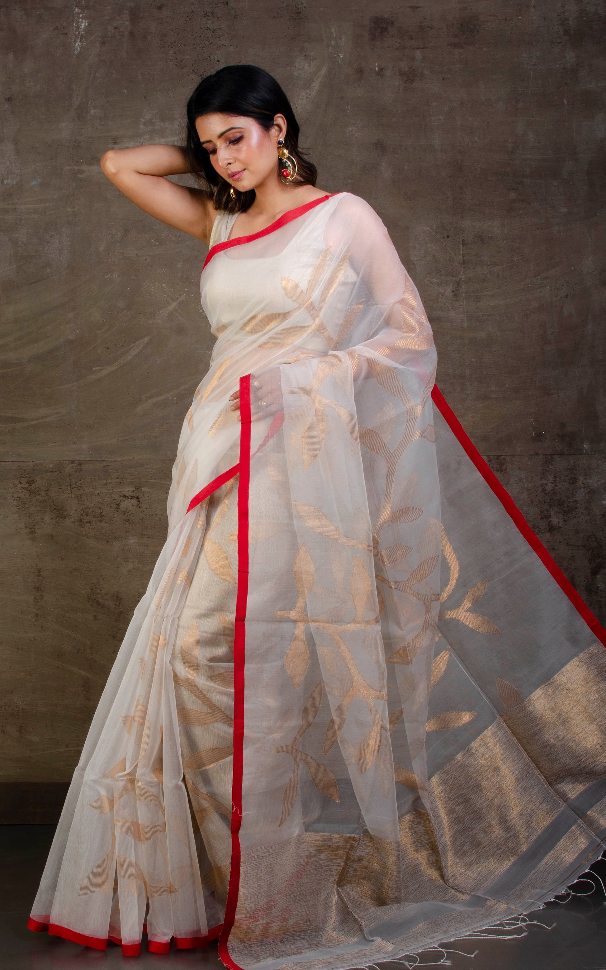 Jangla Jaal Work Muslin Silk Jamdani Saree in Off White, Red and Antique Gold