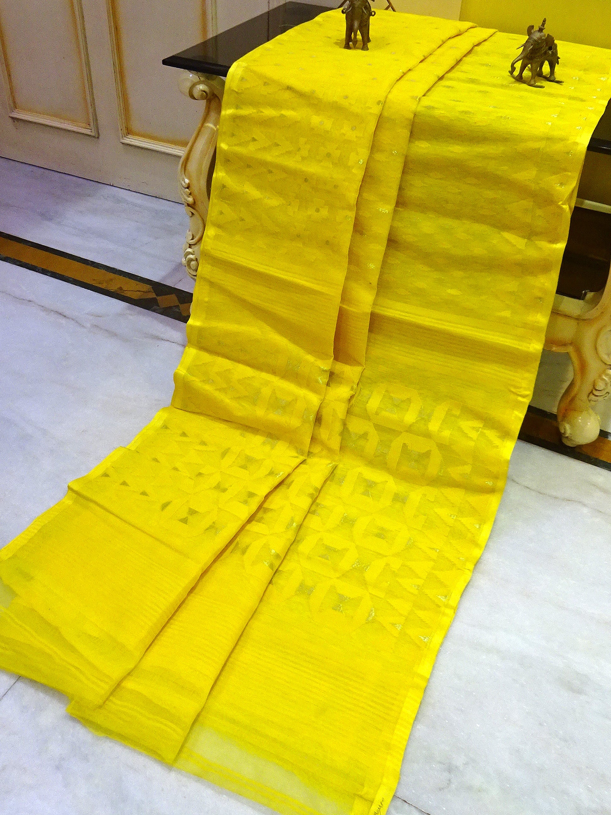 Designer Muslin Jamdani Saree in Yellow and Golden Zari Work