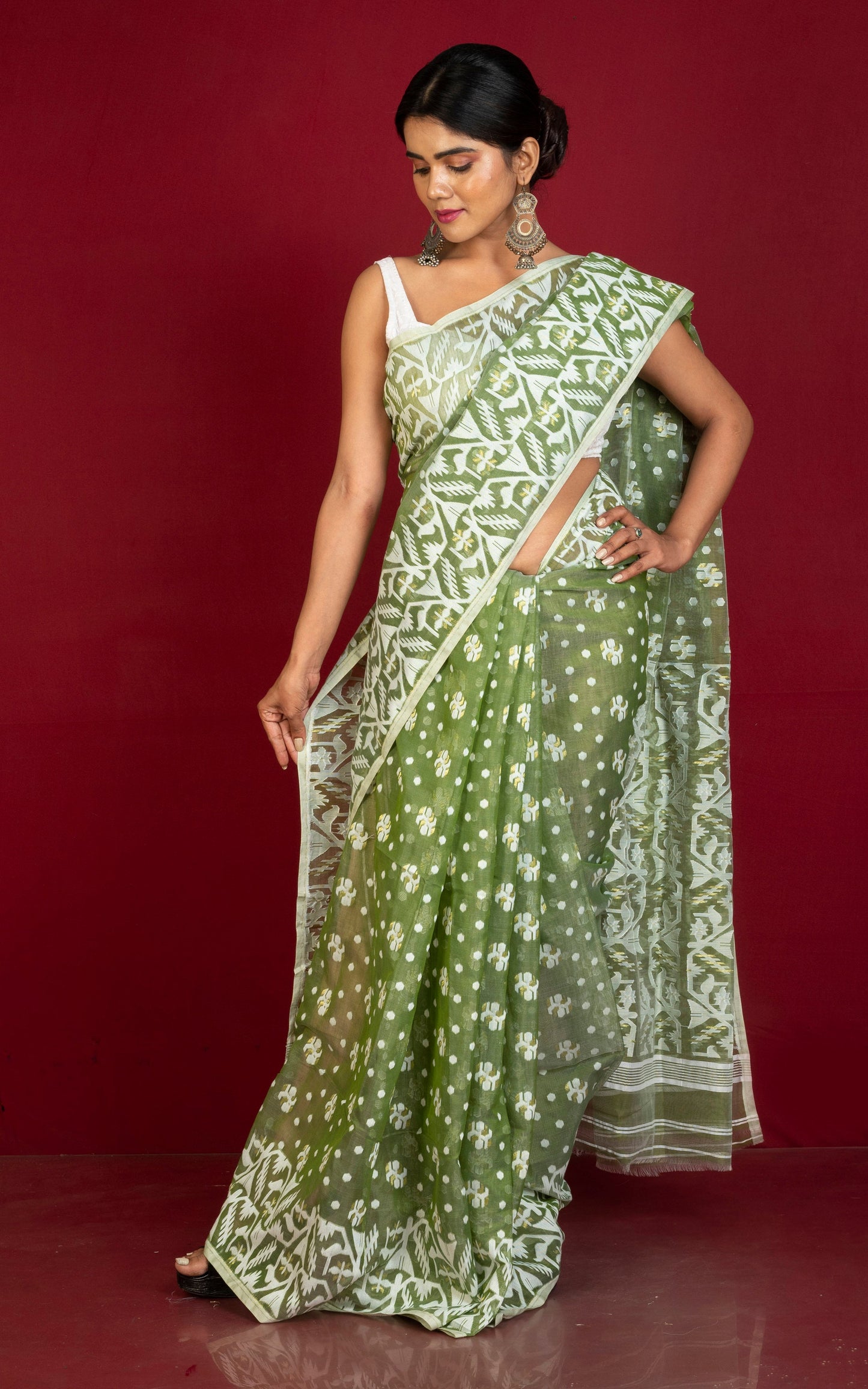 Sholapuri Work Jamdani Saree in Pickle Green, White and Golden