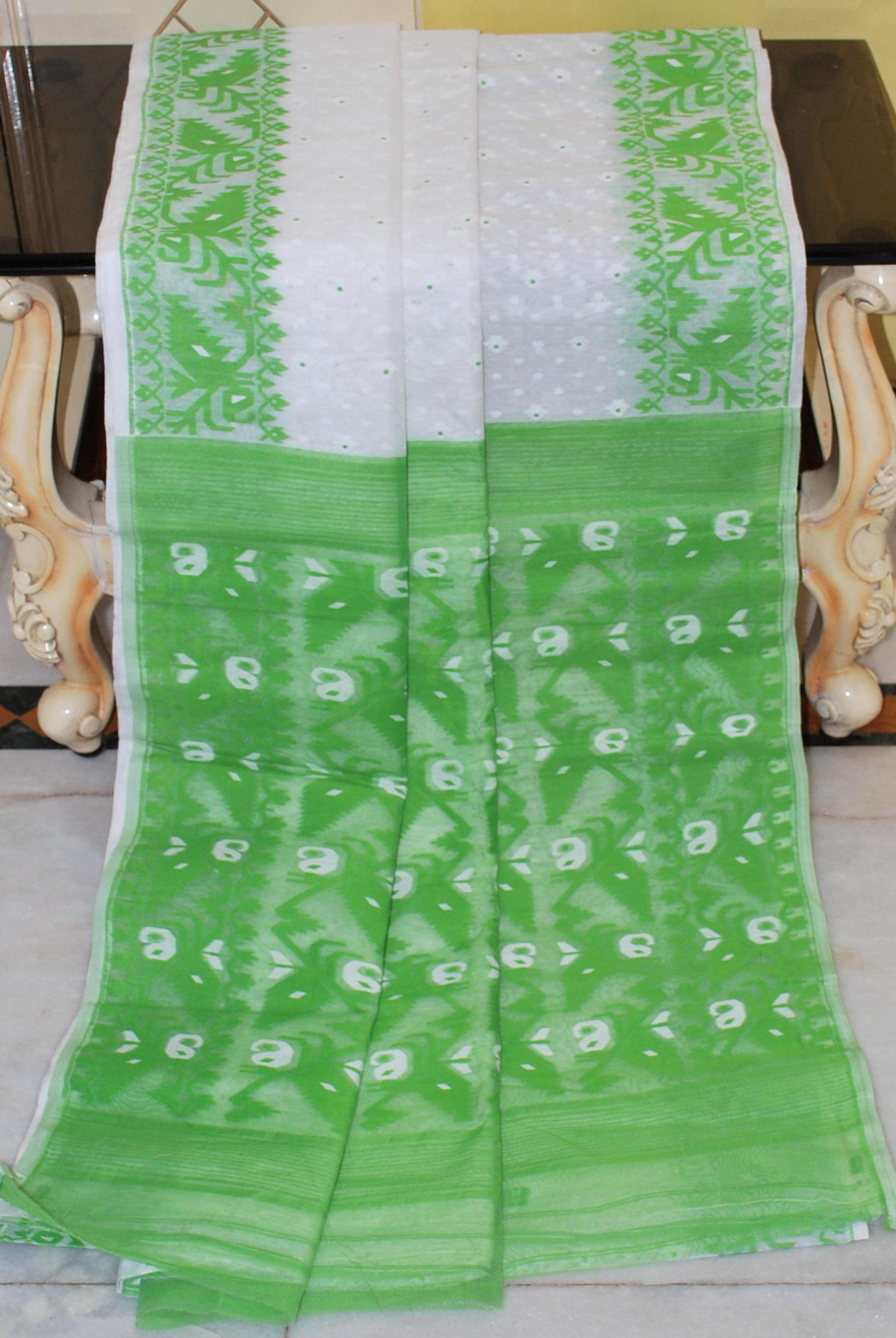 Sholapuri Contrast Hand Karat Nakshi Work Cotton Muslin Jamdani Saree in White and Green