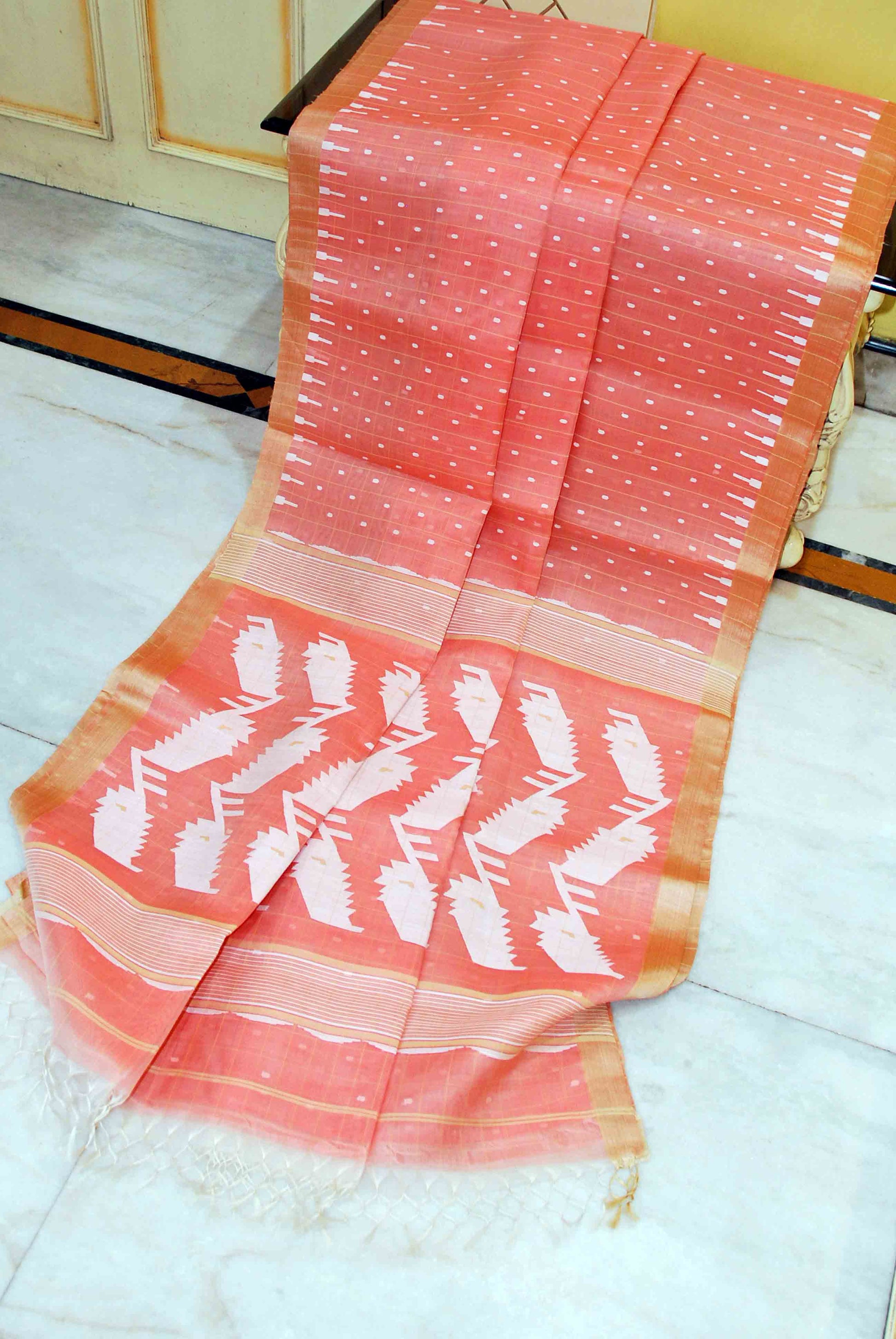 Premium Quality Contrast Checks Muslin Silk Jamdani Saree in Georgia Peach, Off White with Diffuse Gold color Tussar Silk Selvage