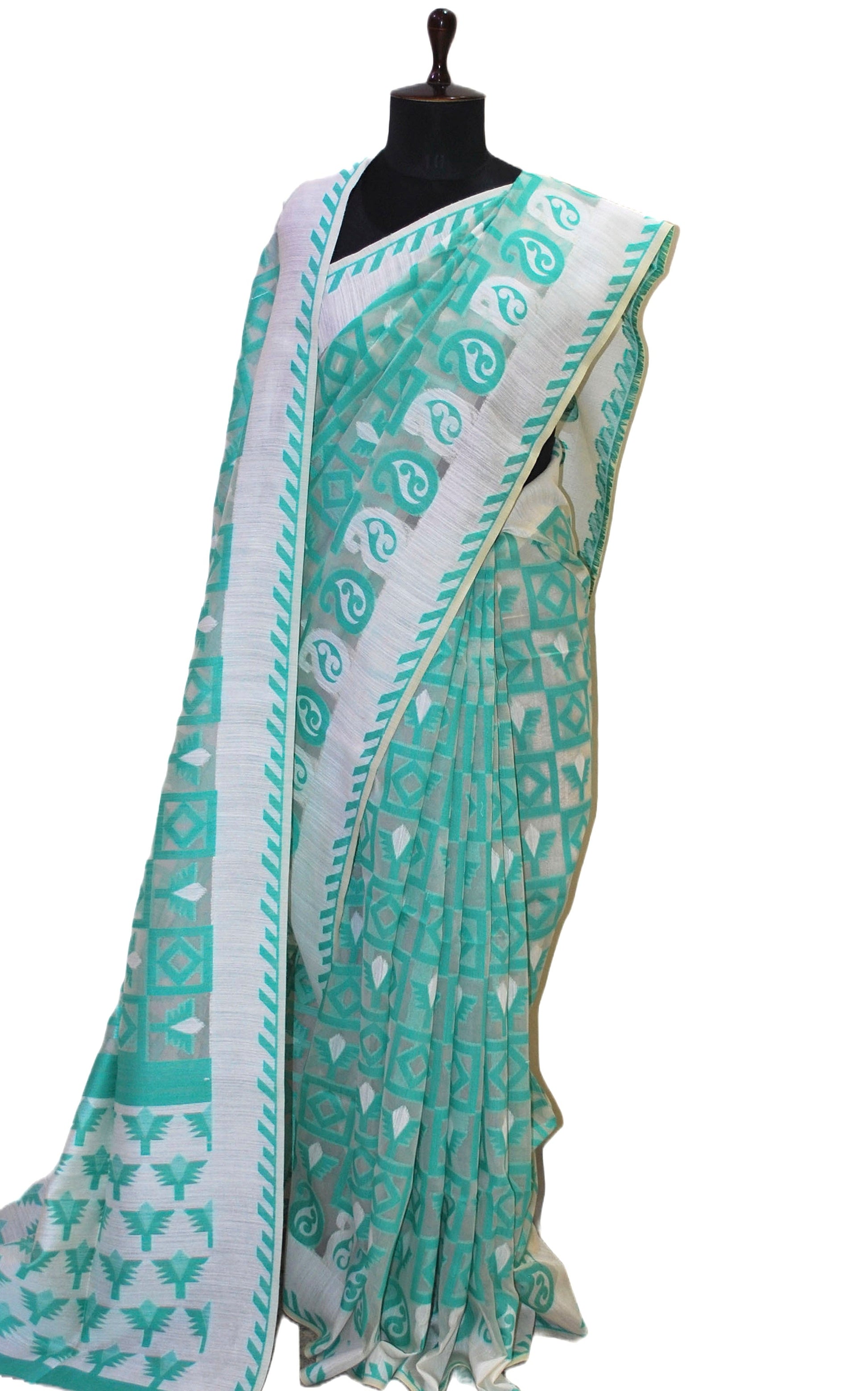 Blended Cotton Muslin Jamdani Saree in Sea Green and Off White