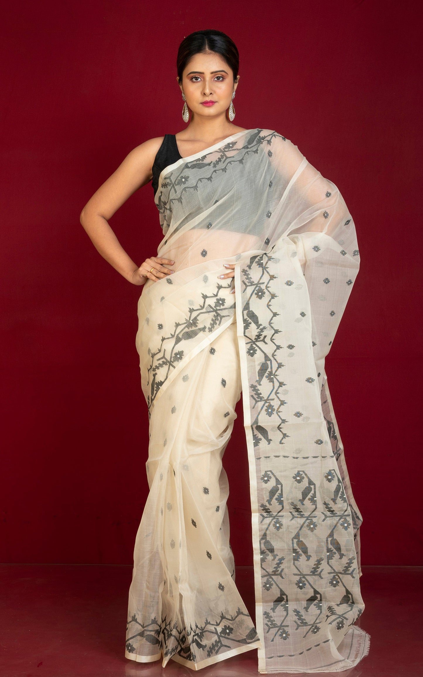 Premium Quality Traditional Karat Work Silk Jamdani Saree in Parchment White and Black