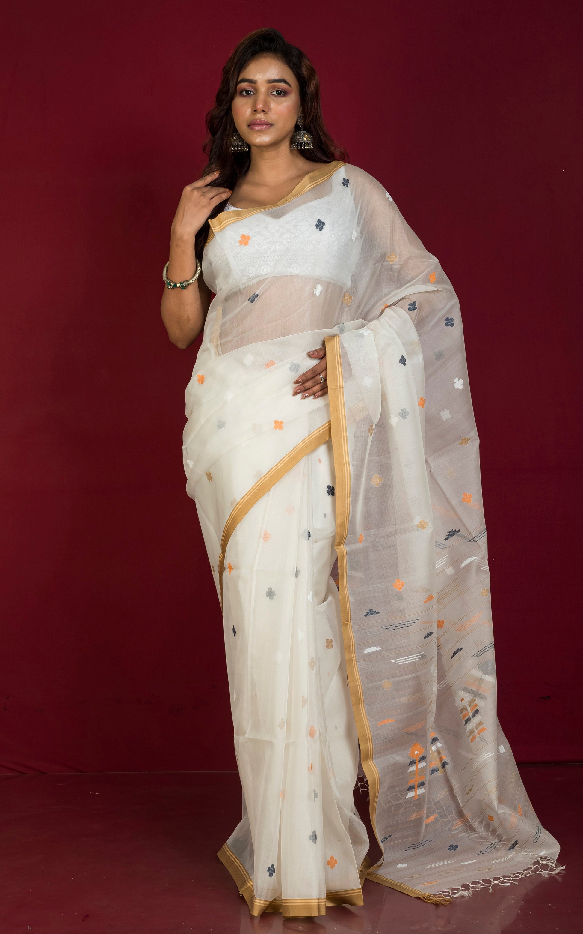 Poth Contrast Border Muslin Silk Jamdani Saree in Off White, Ecru, Pale Orange and Black