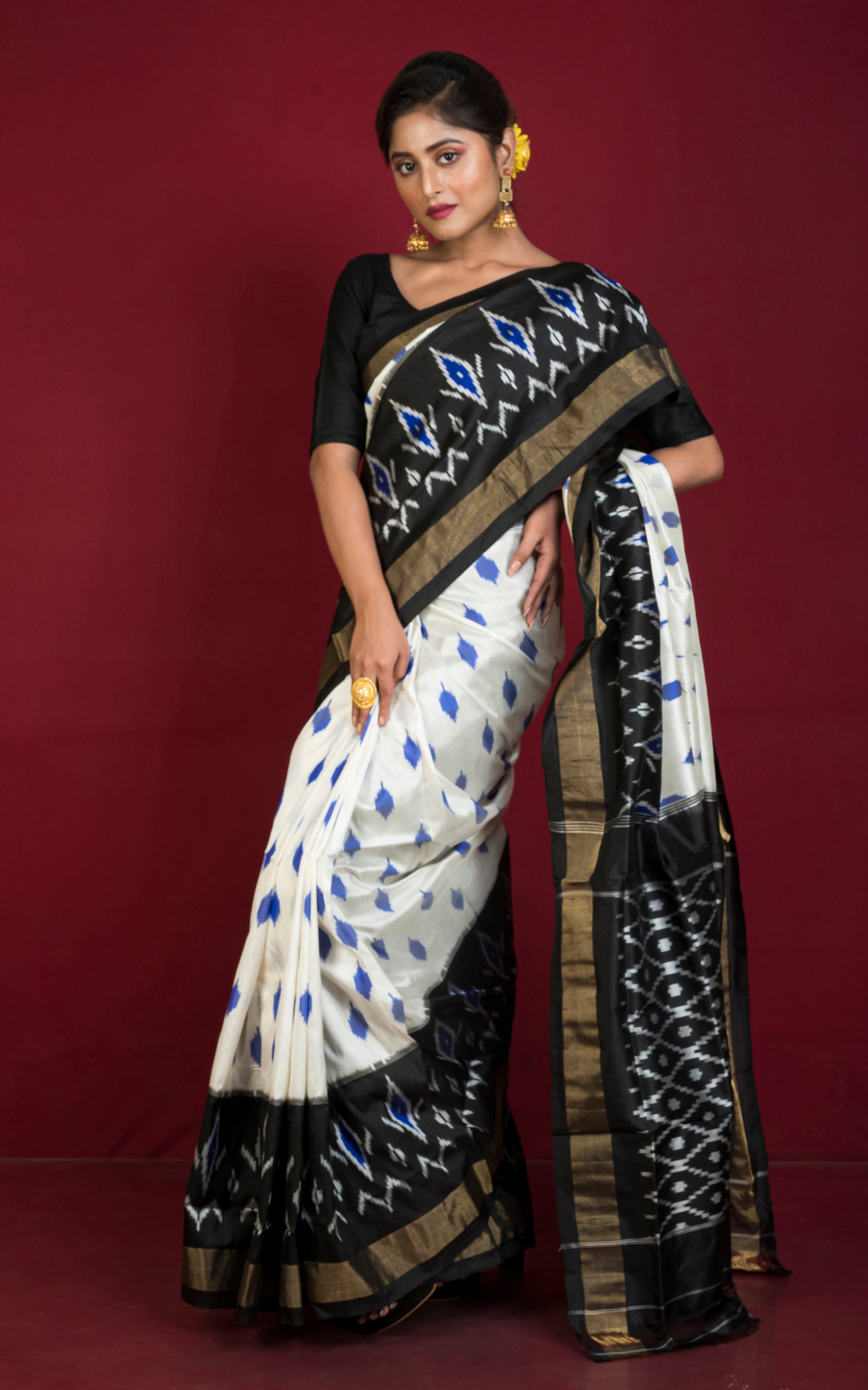 Ikkat Pochampally Silk Saree in Daisy White, Deep Blue and Black