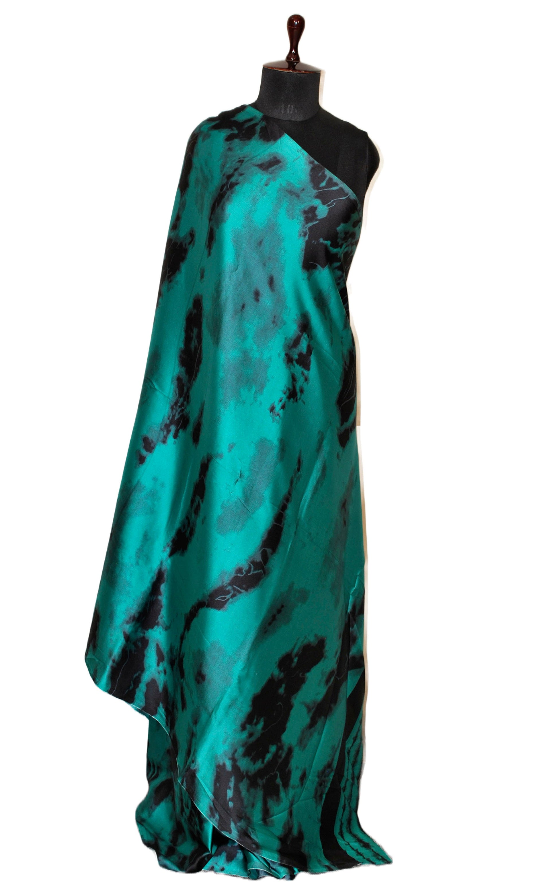 Printed Soft Crepe Silk Saree in Sensual Jade Green and Black in Abstract Prints