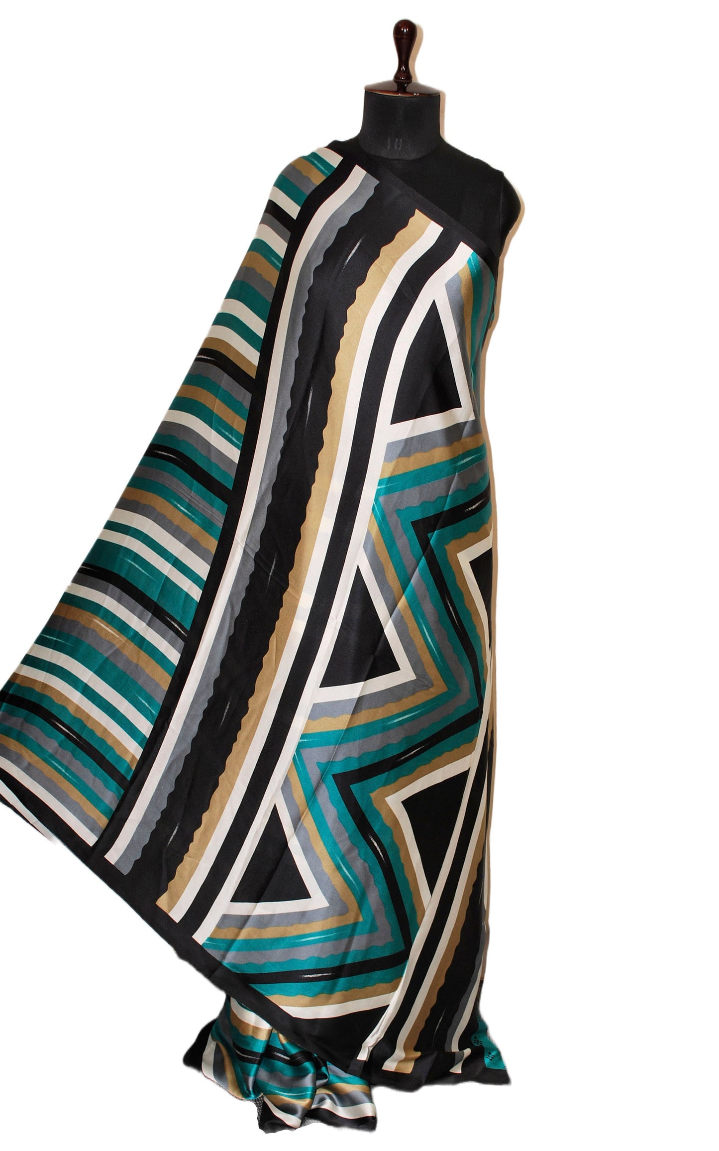 Printed Soft Crepe Silk Saree in Black, Off White, Gray, Brown and Rama Green