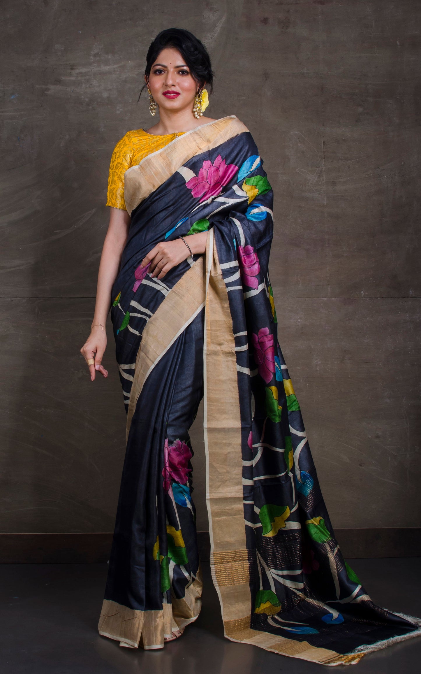 Printed Soft Tussar Silk with Matte finish Zari Border in Black and Multicolored Prints