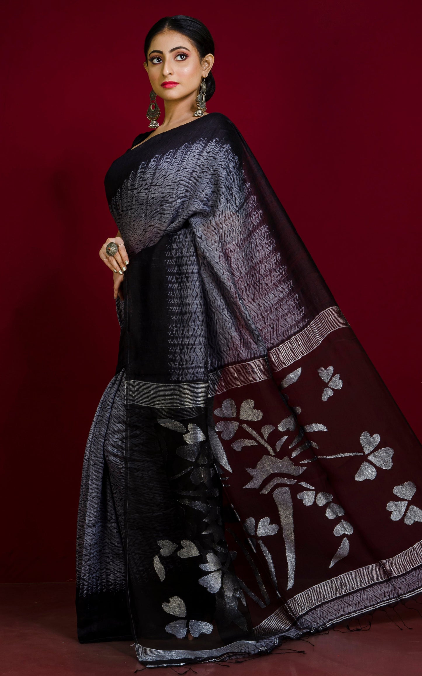 Pure Handloom Matka Shibori Jamdani Saree in Grey and Black