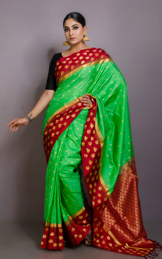 Soft Silk Nakshi Motif Work Border Kanchipuram Silk Saree in Paris Green and Dark Red