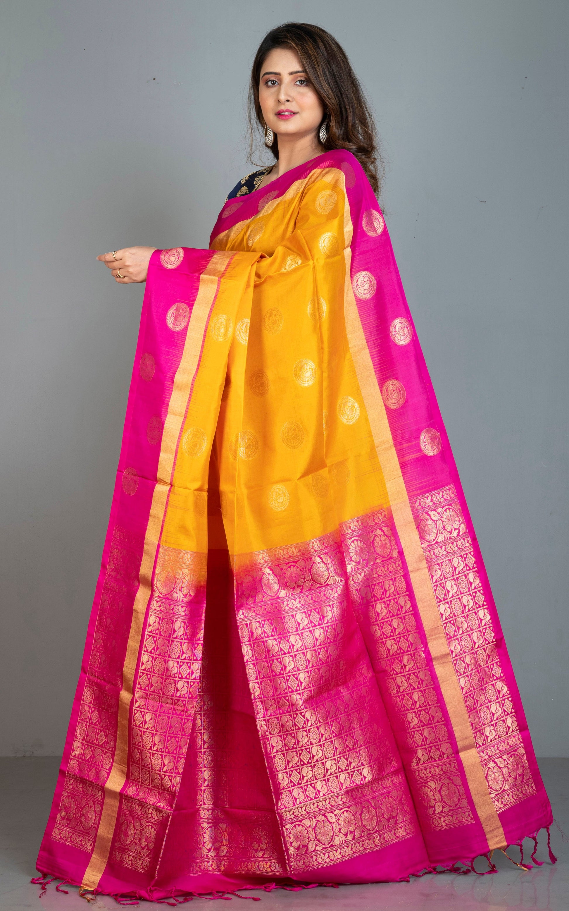 Premium Quality Soft Silk Nakshi Motif Work Border Kanchipuram Silk Saree in Orange Peel and Hot Pink