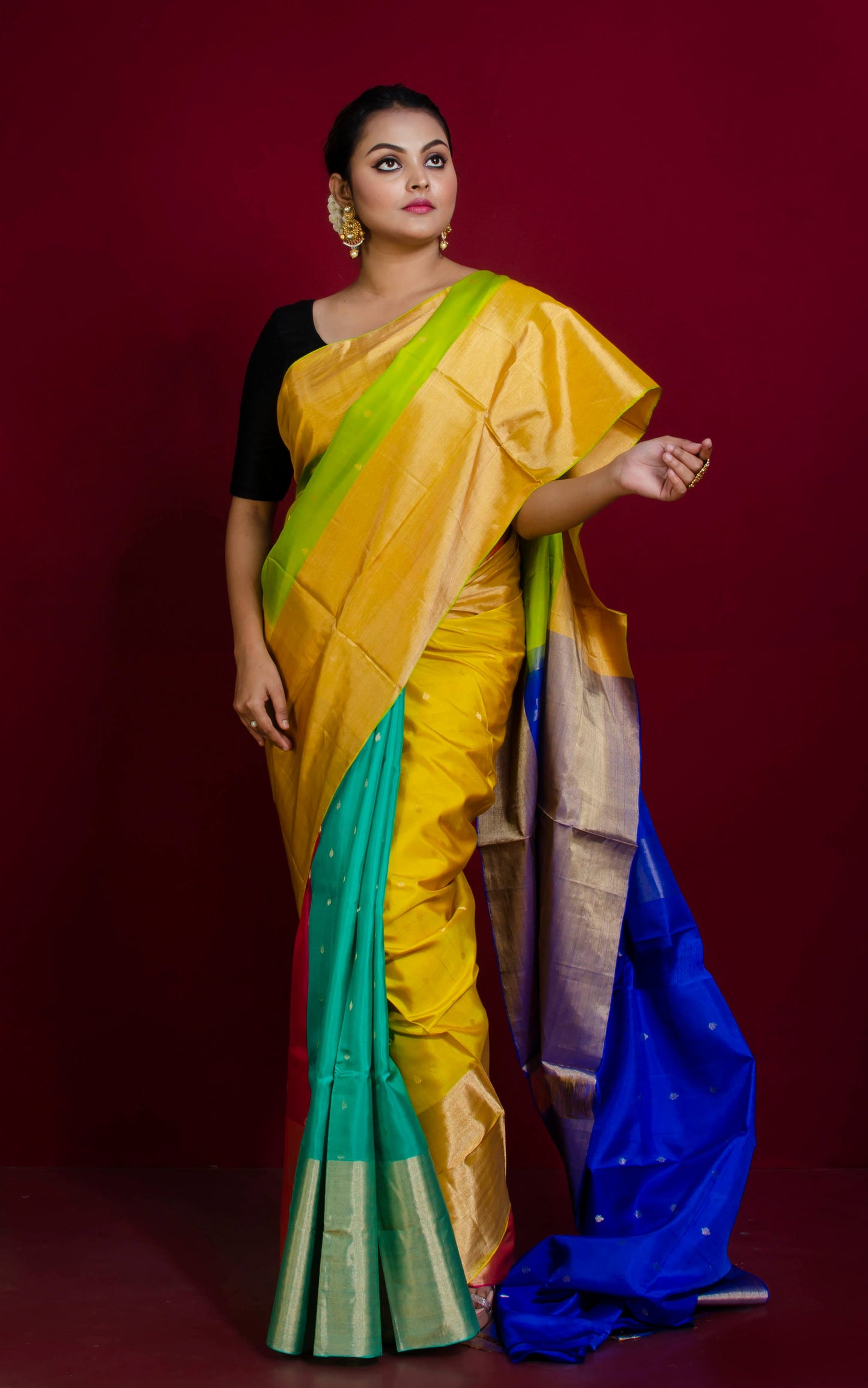 Soft Silk 4D Kanchipuram Silk Saree in Brush Gold Tissue Finish Border and Makhi Butta