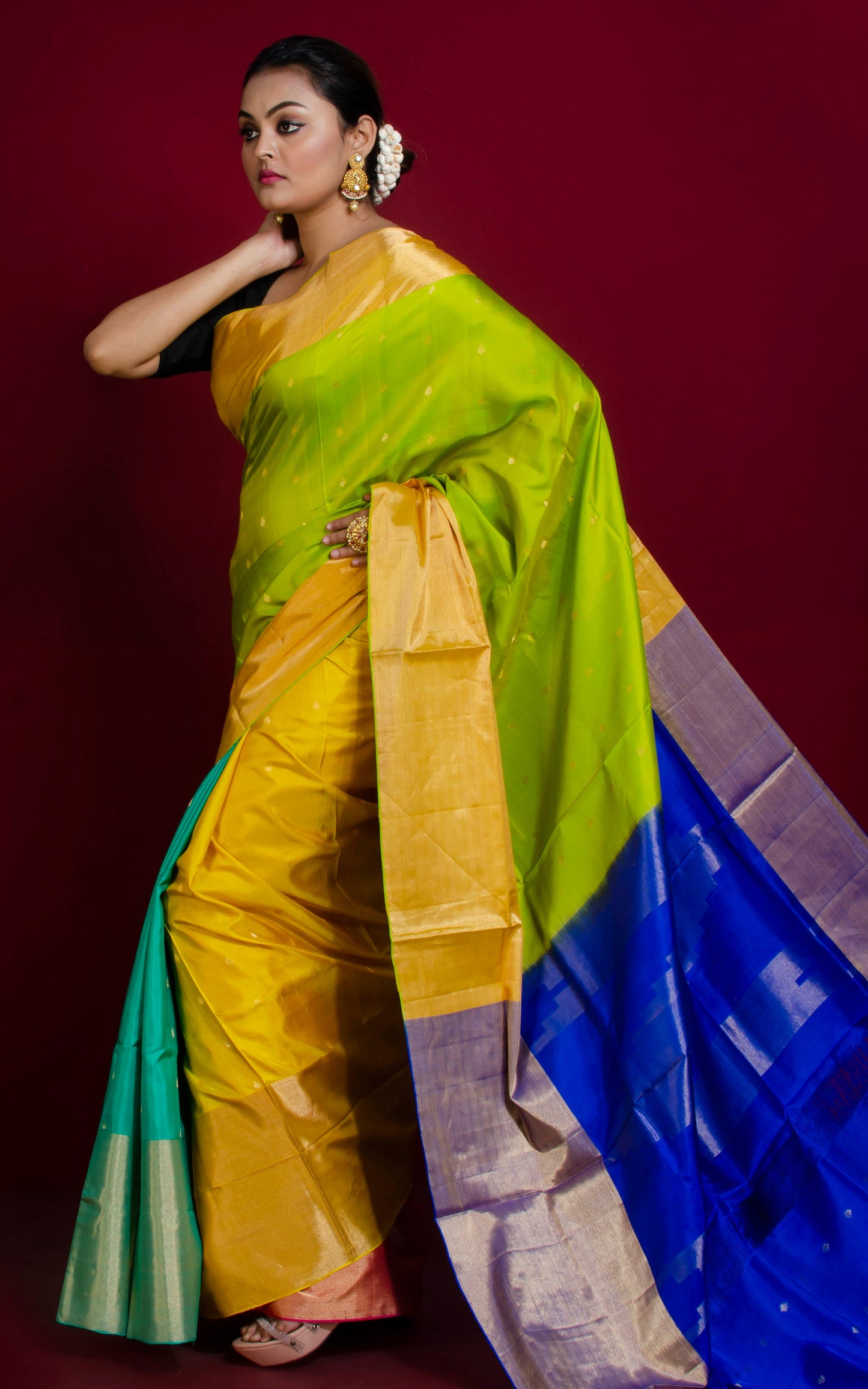 Soft Silk 4D Kanchipuram Silk Saree in Brush Gold Tissue Finish Border and Makhi Butta