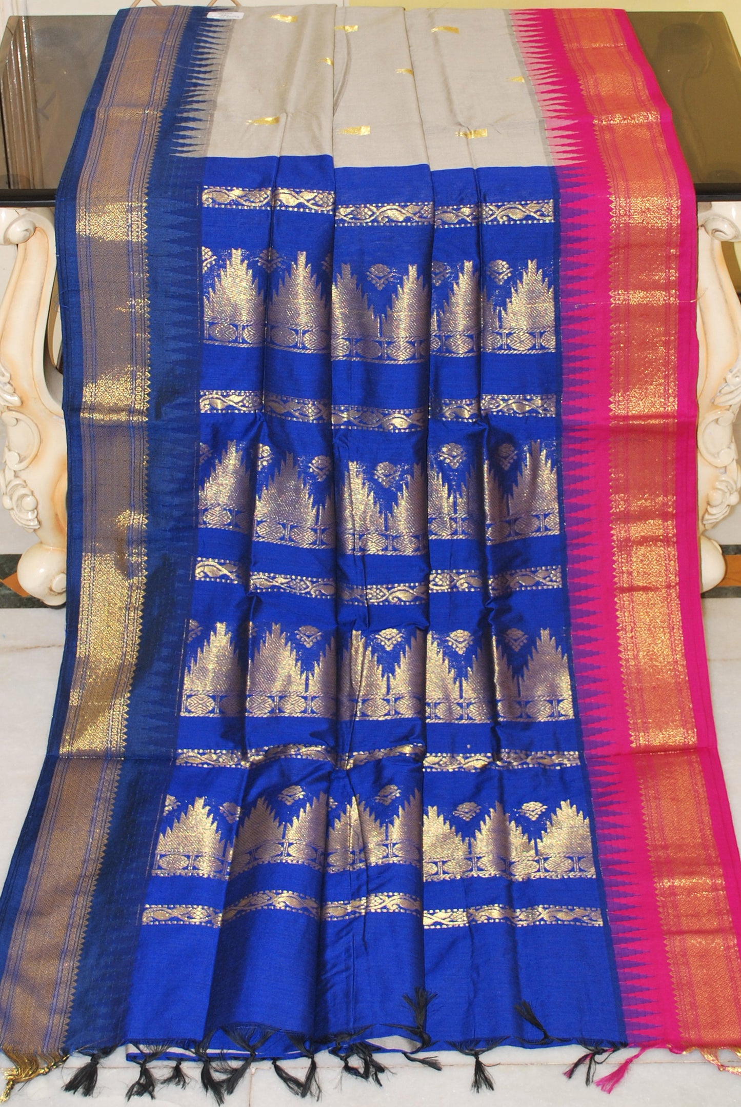 Crowned Temple Ganga Jamuna Border Cotton Gadwal Saree with Rich Pallu in Grey, Deep Blue and Hot Pink