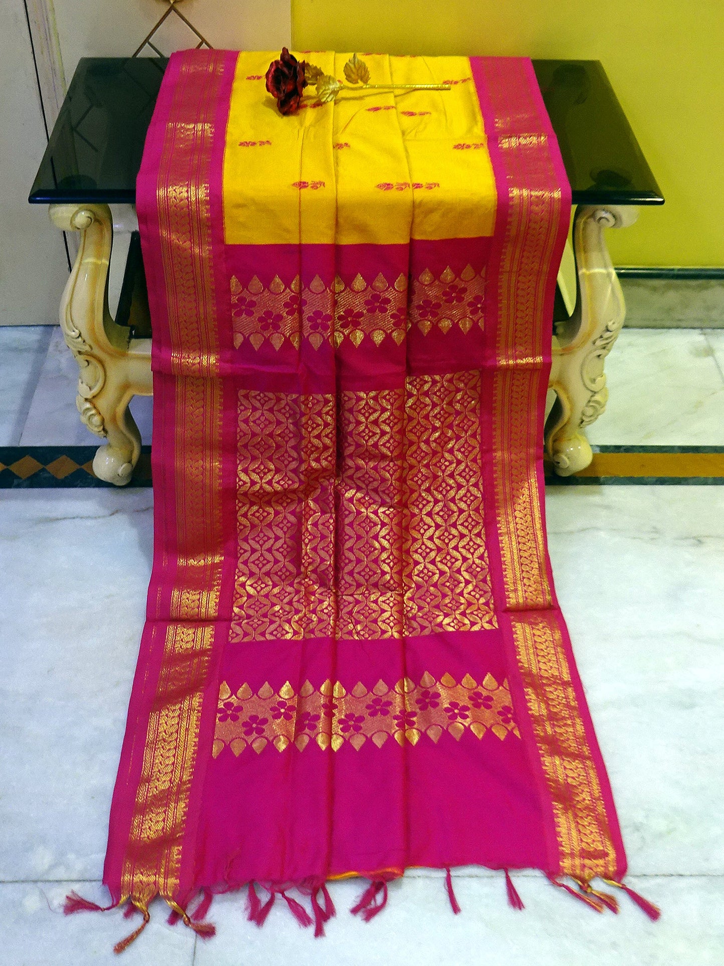 Banarasi Border Soft South Cotton Gadwal with Rich Pallu in Yellow and Pink