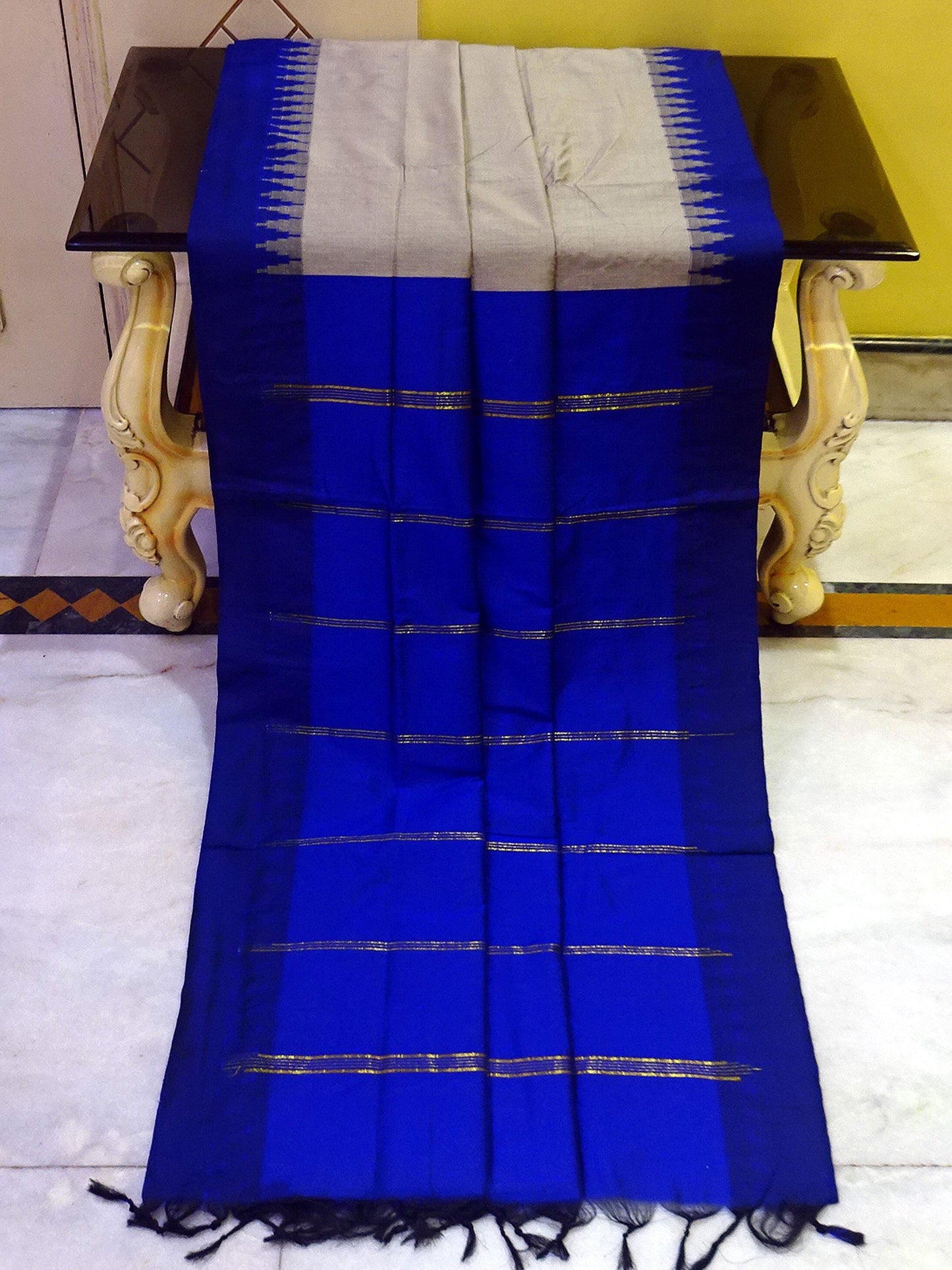 Soft South Cotton Temple Border Gadwal with Contrast Pallu in Grey and Dark Blue