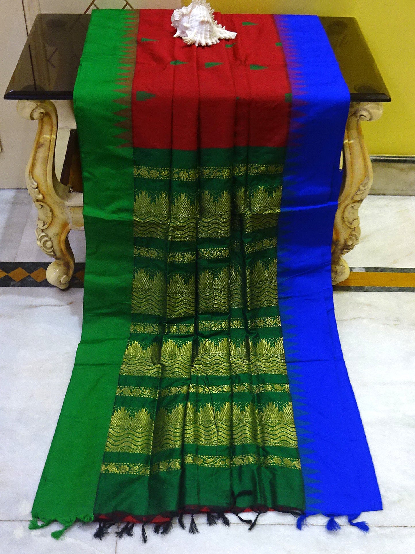 South Cotton Temple Border Gadwal with Rich Pallu in Red, Green and Blue