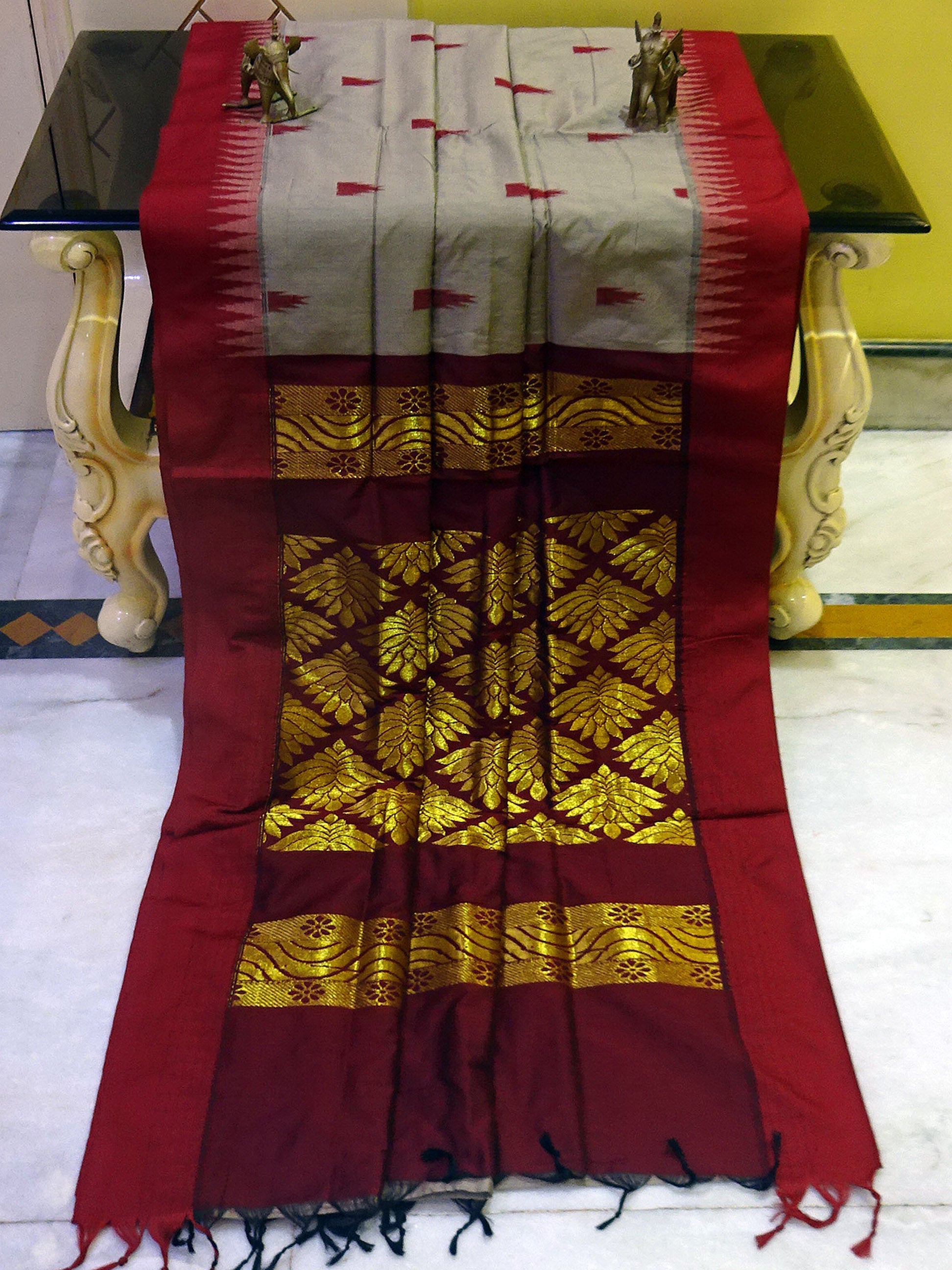 Soft South Cotton Temple Border Gadwal with Rich Pallu in Thunder Grey and Maroon