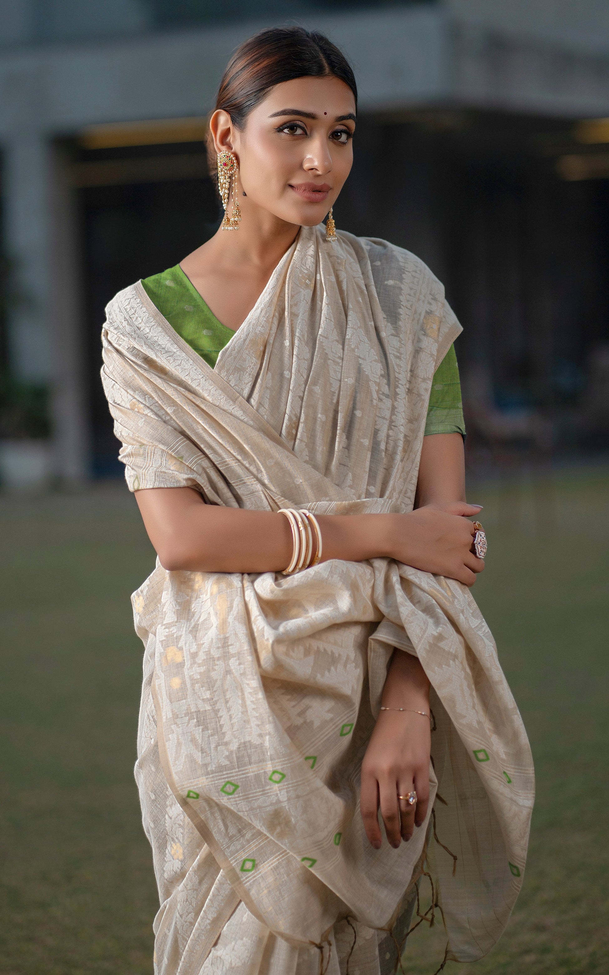 Tantuja Inspired Traditional Karat Nakshi Work Soft Jamdani Saree in Beige, Off White and Green