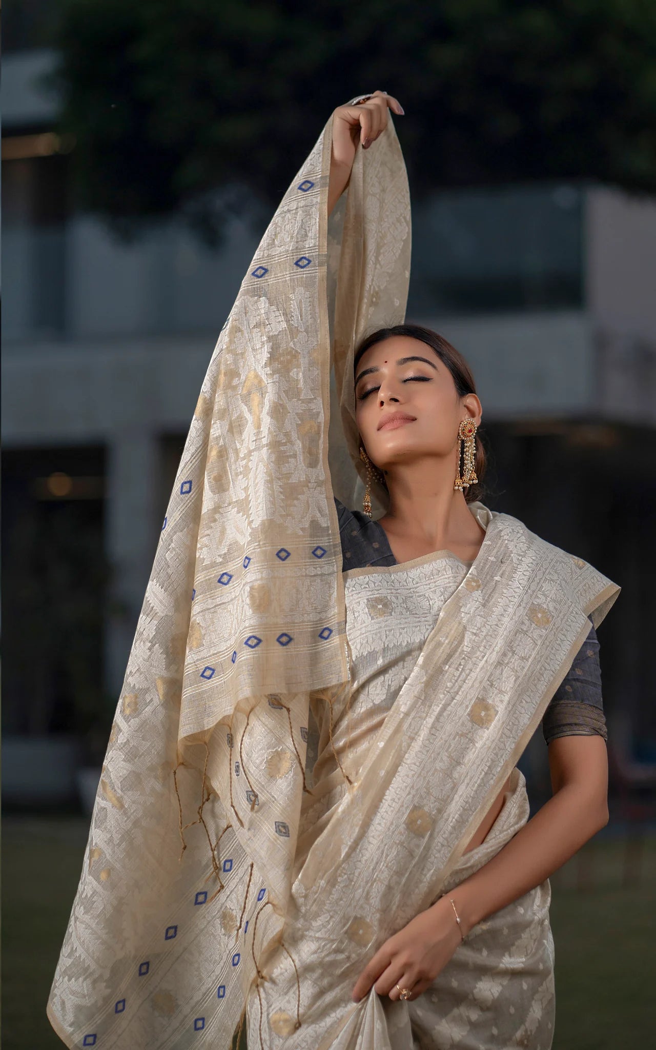 Tantuja Inspired Traditional Karat Nakshi Work Soft Jamdani Saree in Beige, Off White and Navy Blue