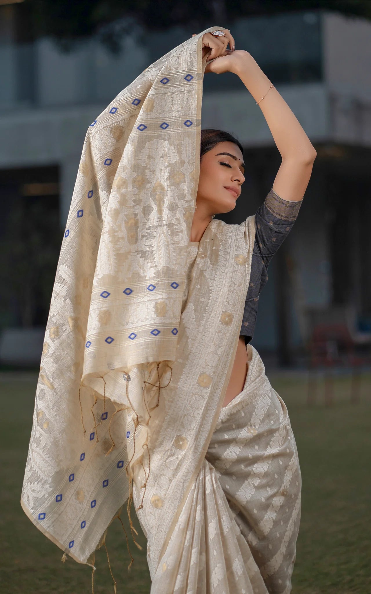 Tantuja Inspired Traditional Karat Nakshi Work Soft Jamdani Saree in Beige, Off White and Navy Blue