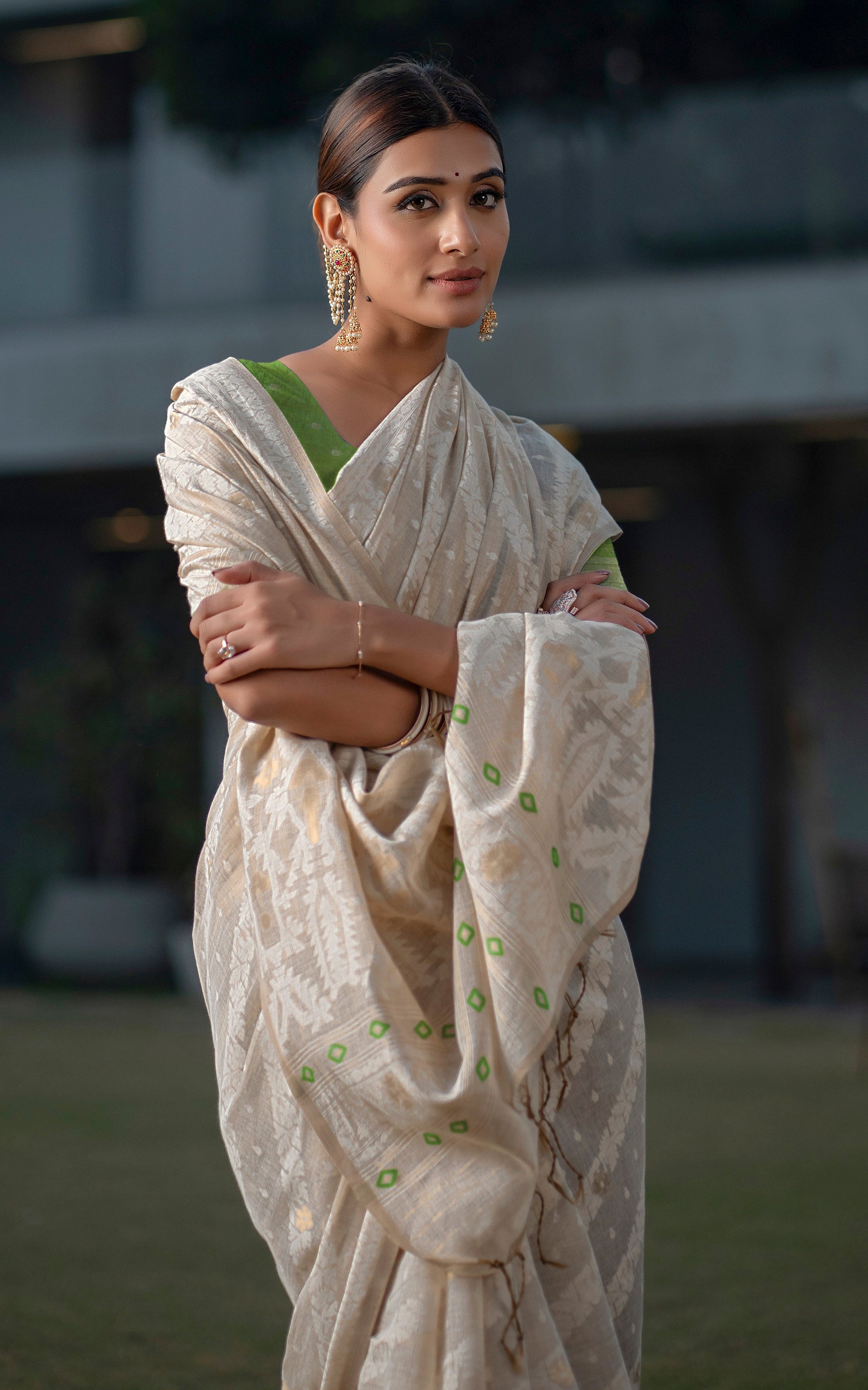 Tantuja Inspired Traditional Karat Nakshi Work Soft Jamdani Saree in Beige, Off White and Green