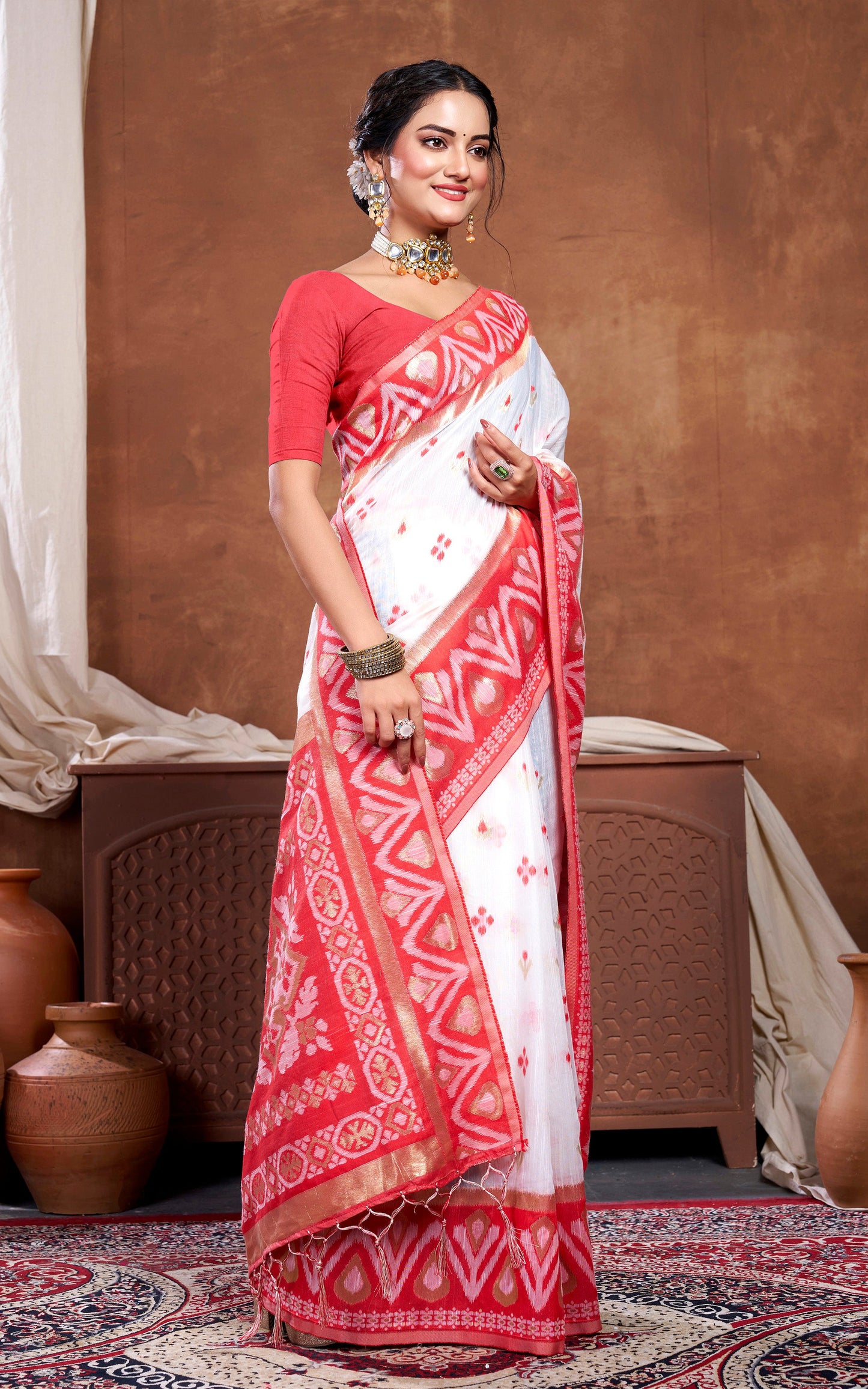 Traditional Skirt Nakshi Work Soft Jamdani Saree in Off White, Red and Golden