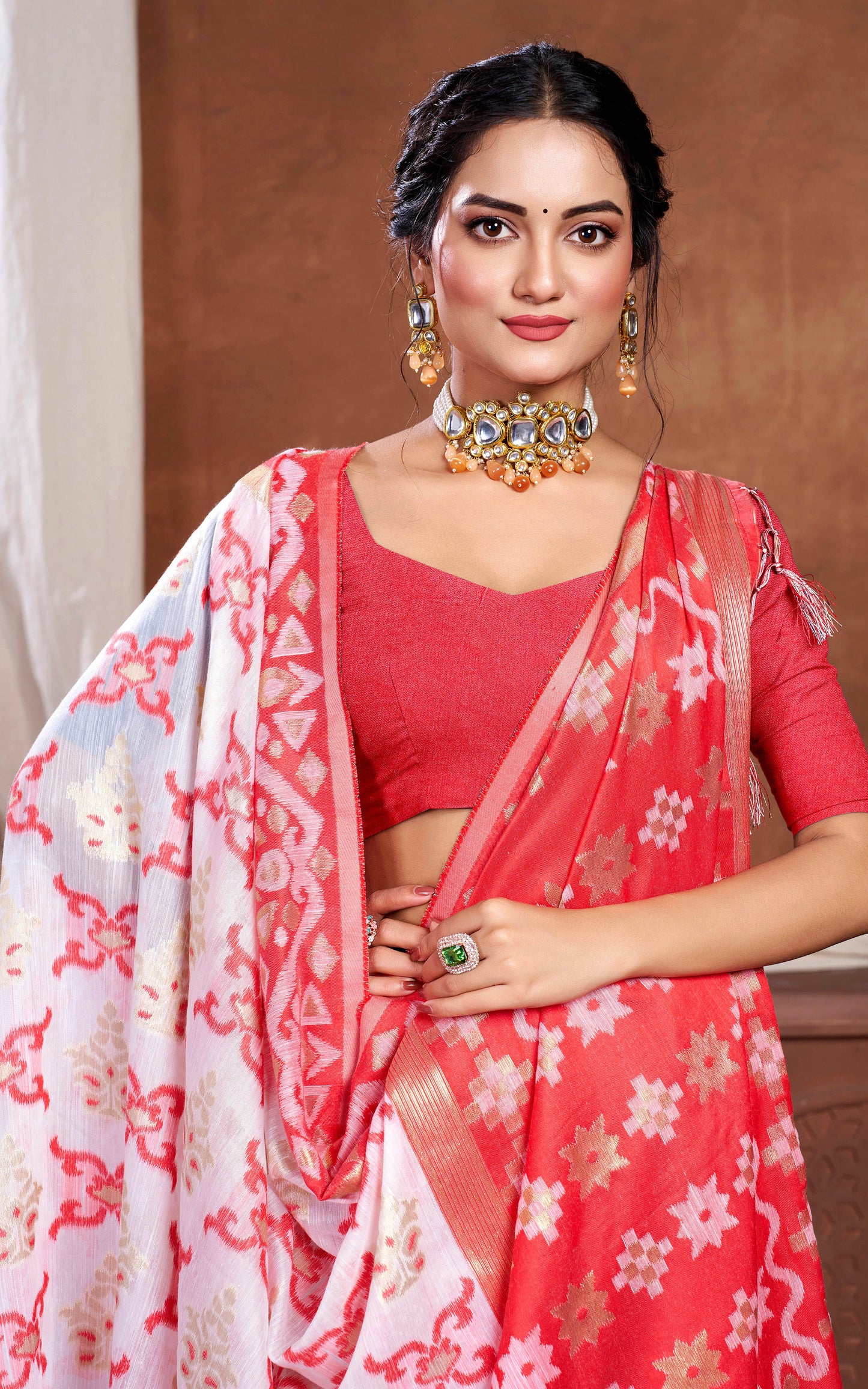 Traditional Woven Nakshi Work Soft Jamdani Saree in Off White, Red and Golden