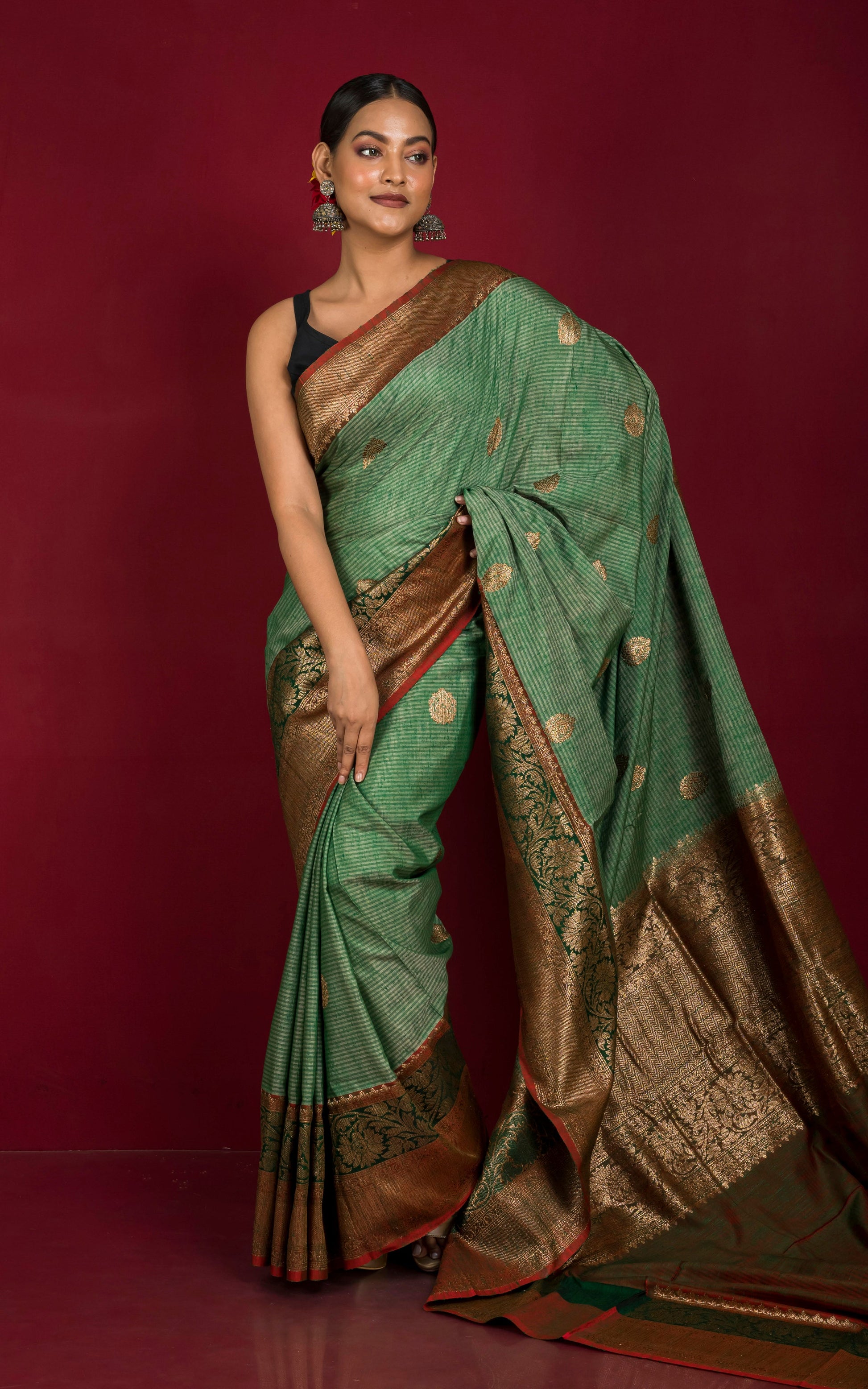 Minakari Border Dupion Tussar Banarasi Saree in Amazon Green, Dark Green and Prismatic Red