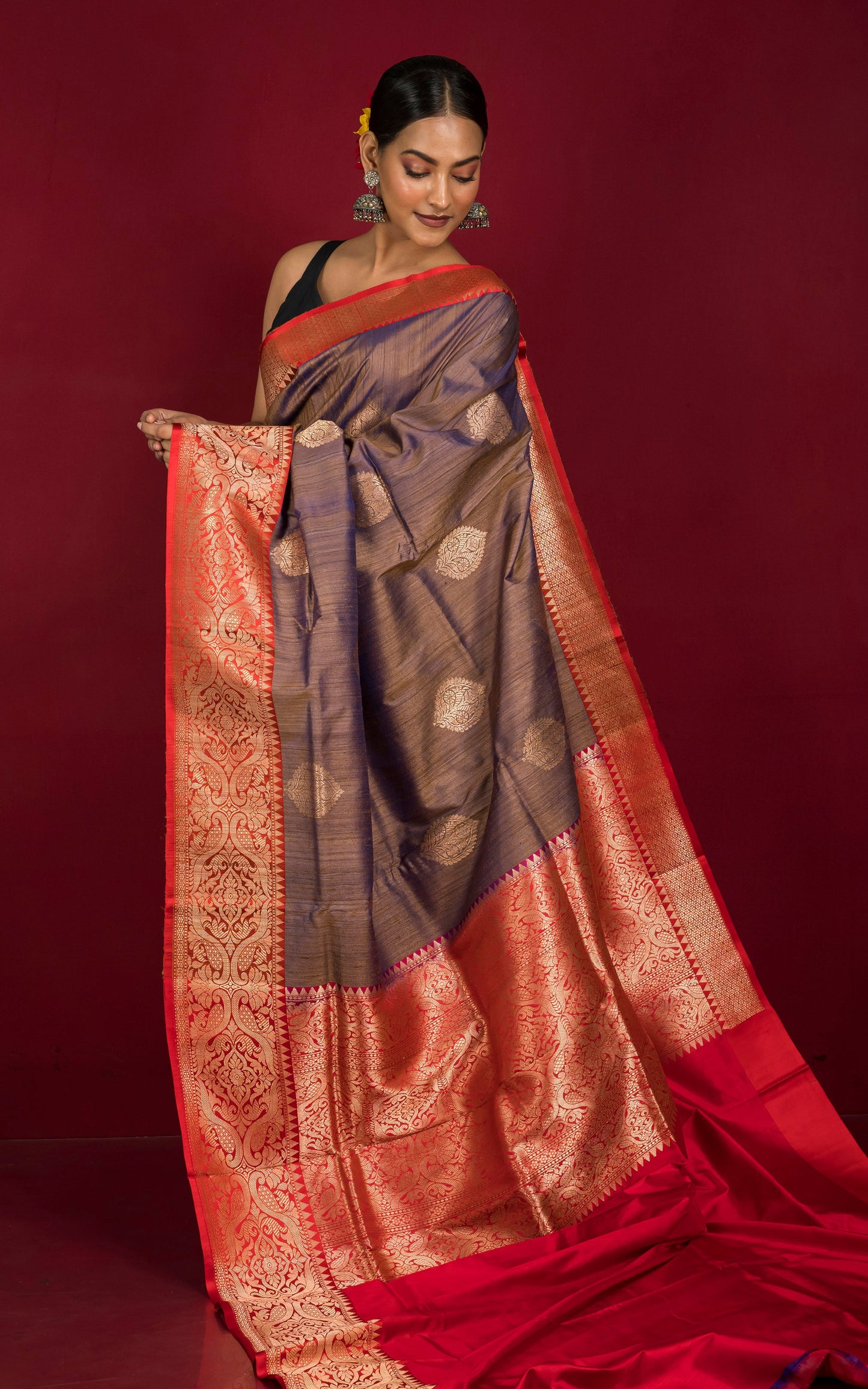 Premium Tussar Banarasi Silk Saree in Cross Color Tone of Brown and Blue with Bright Red