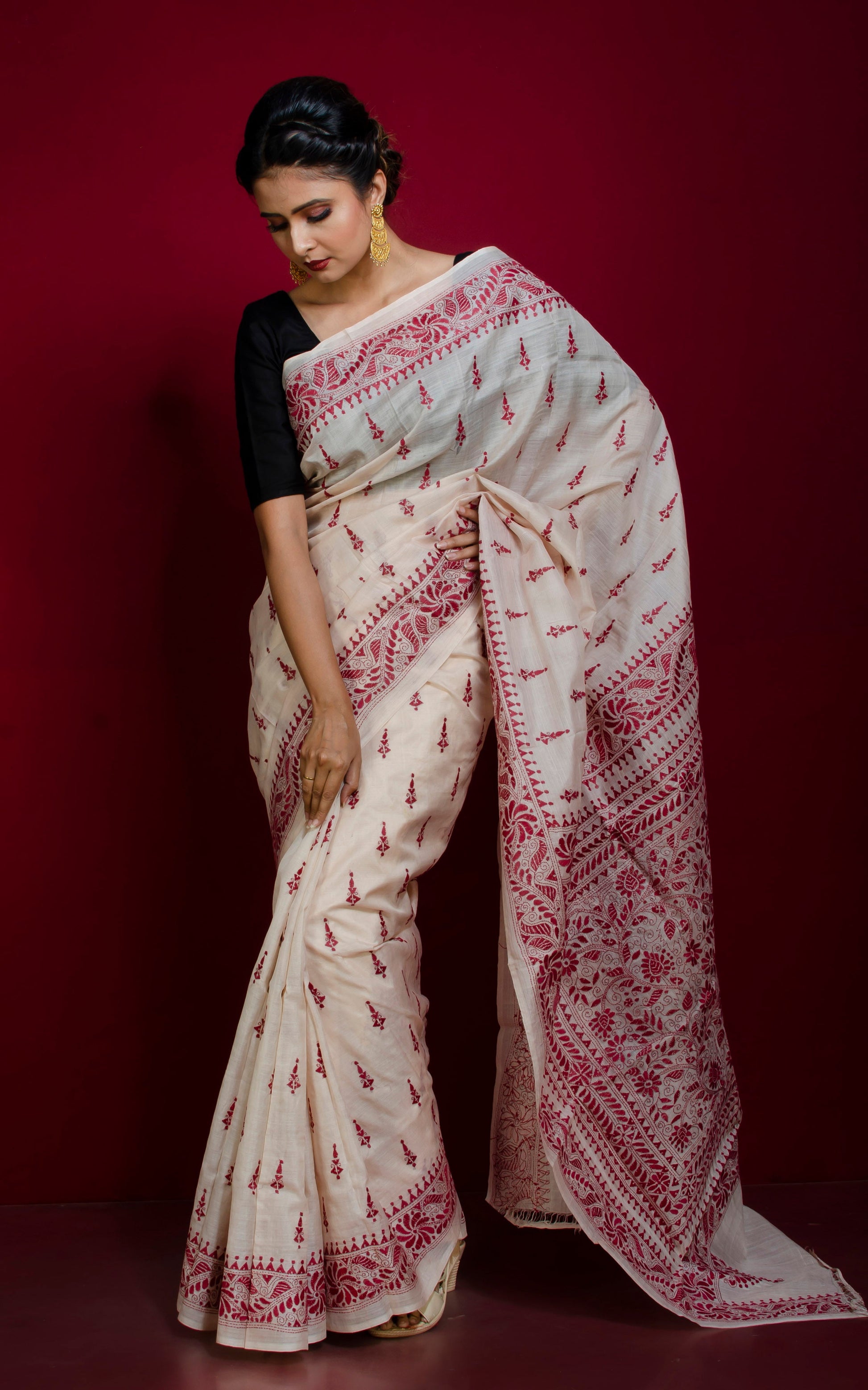 Hand Embroidery Tussar Silk Kantha Work Saree in Off White and Maroon