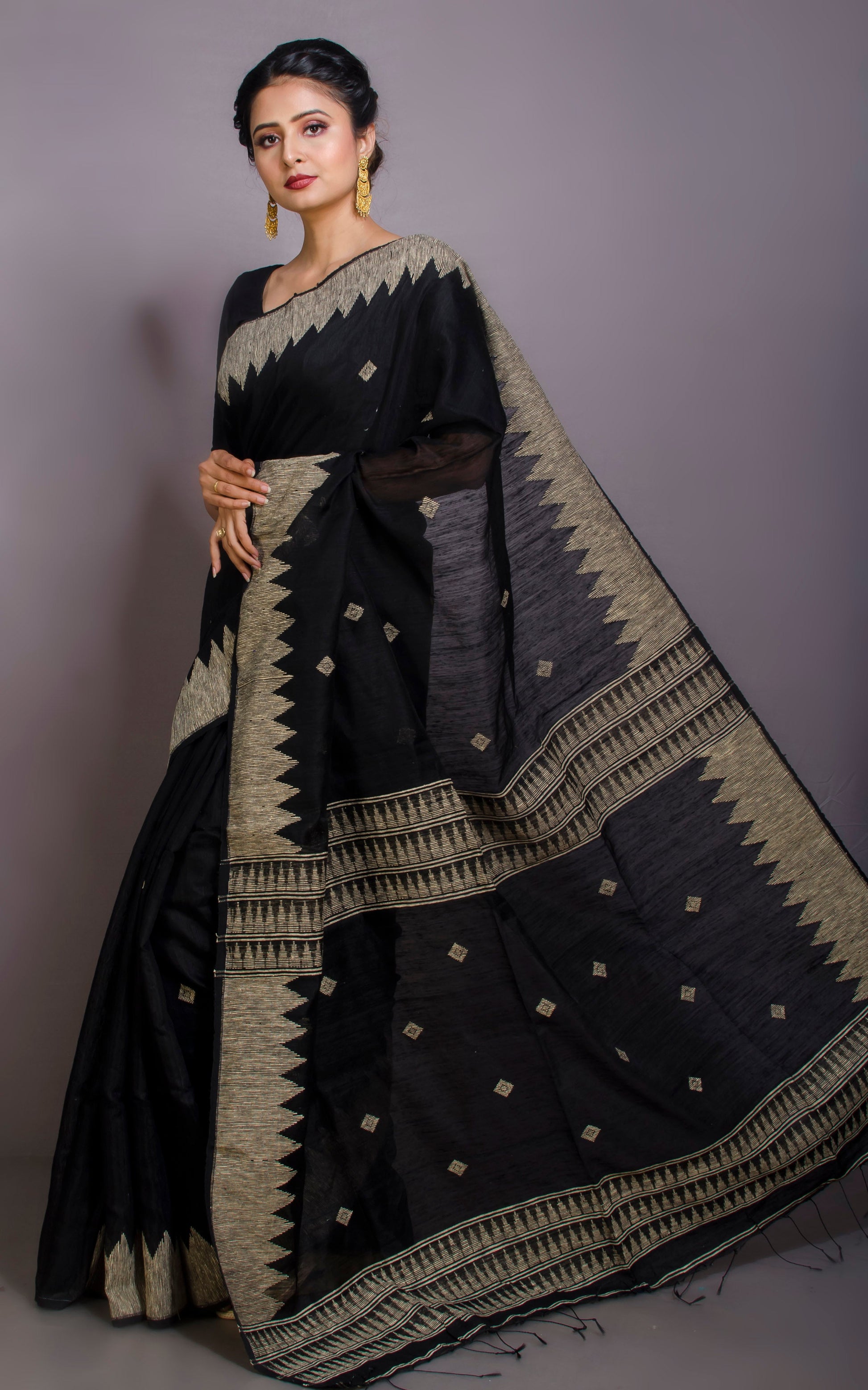 Woven Jute Work Matka Tussar Saree in Black and Natural Jute Color