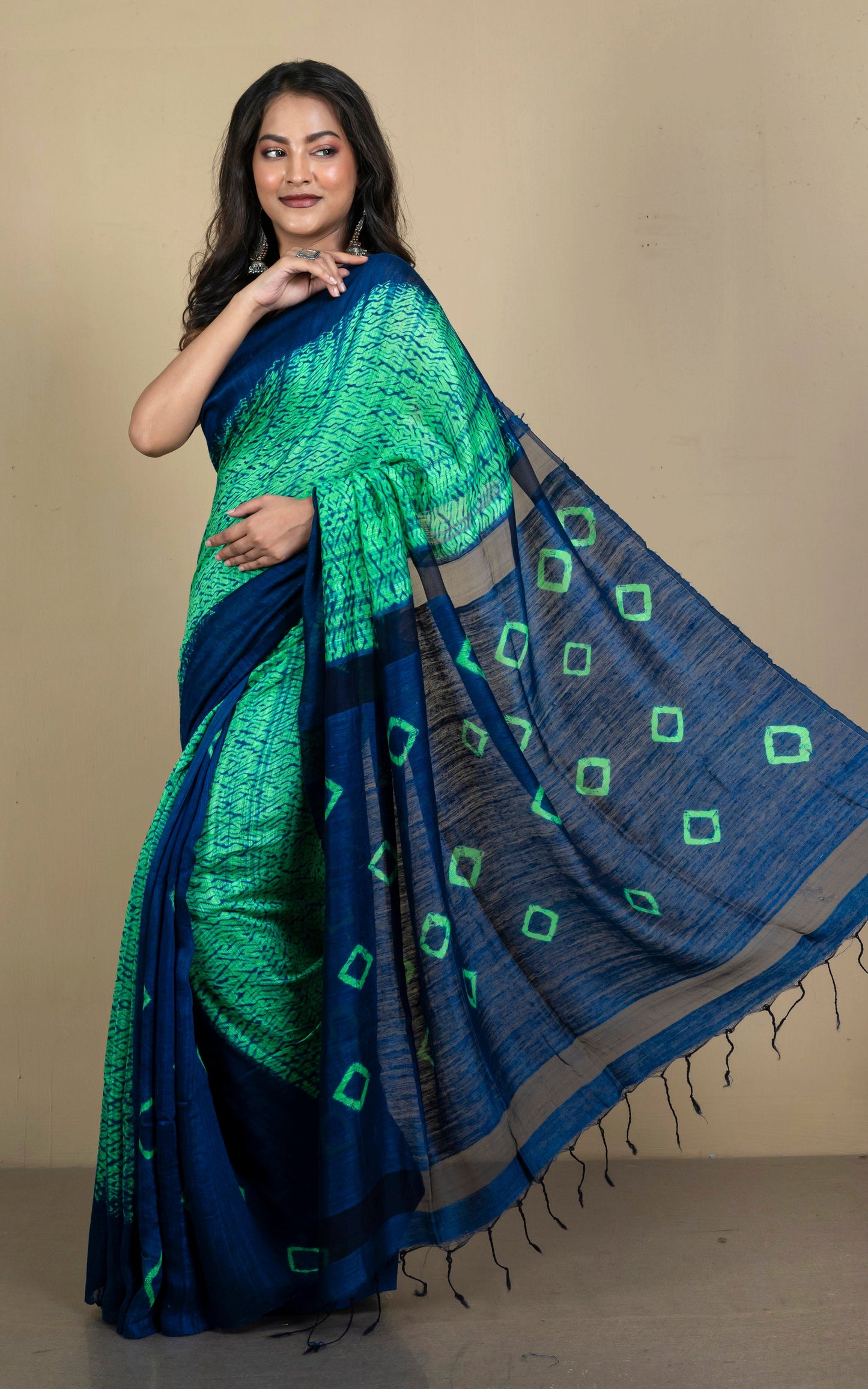 Handwoven Soft Matka Shibori Saree in Bright Green & Royal Blue