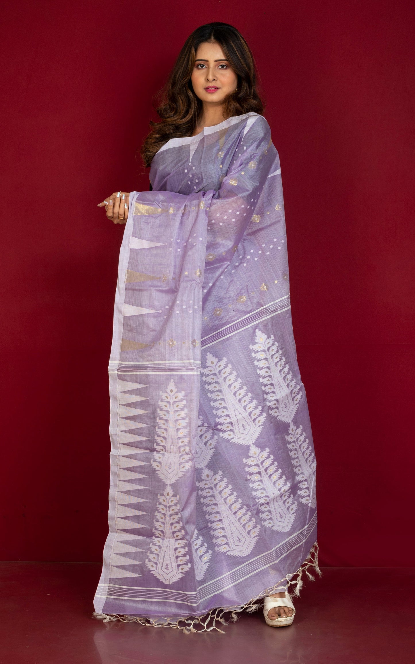 Handloom Tussar Silk Jamdani Saree in Lavender, Off White and Gold