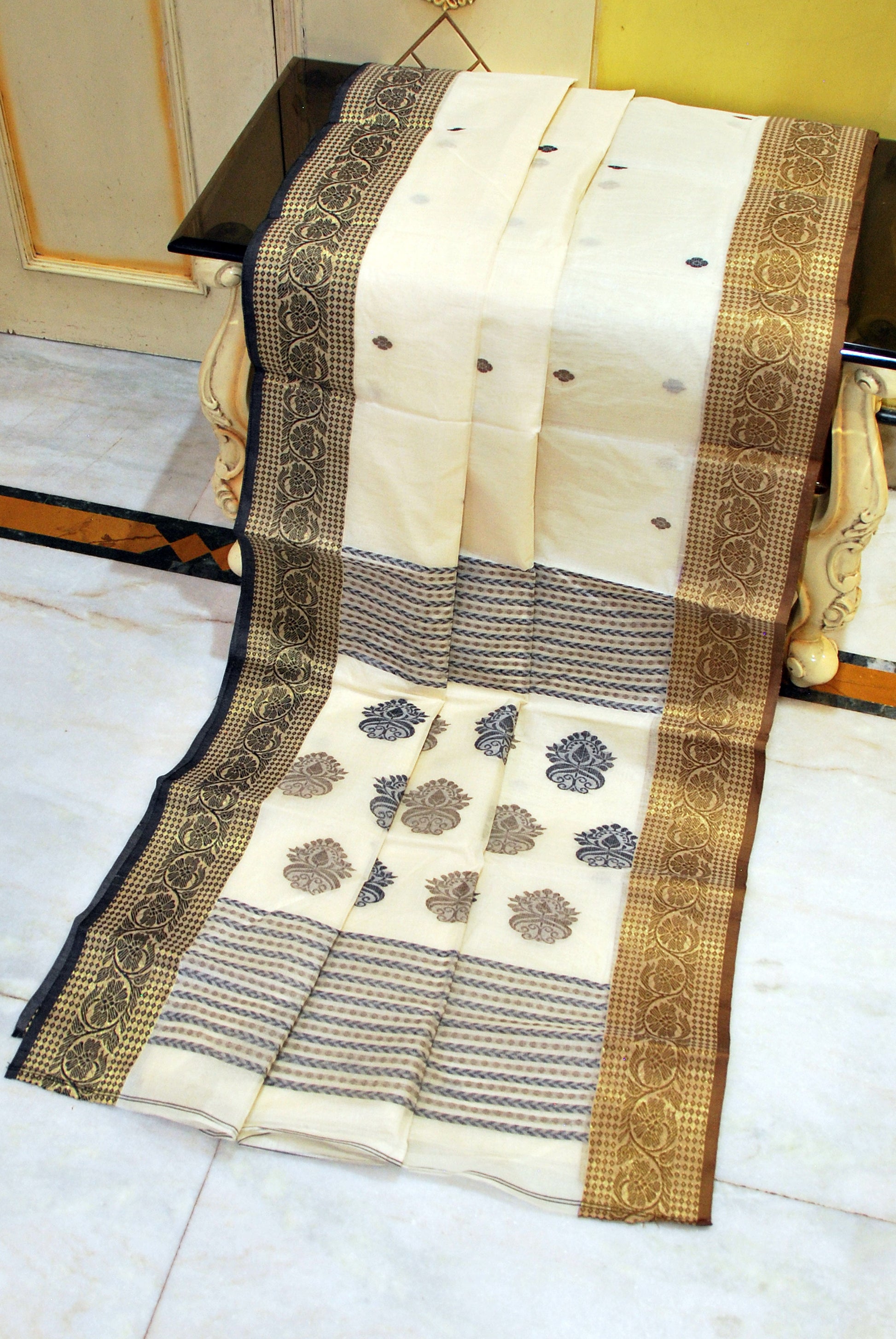 Traditional Bengal Tussar Banarasi Silk Saree in Off White, Black and Snuff Brown