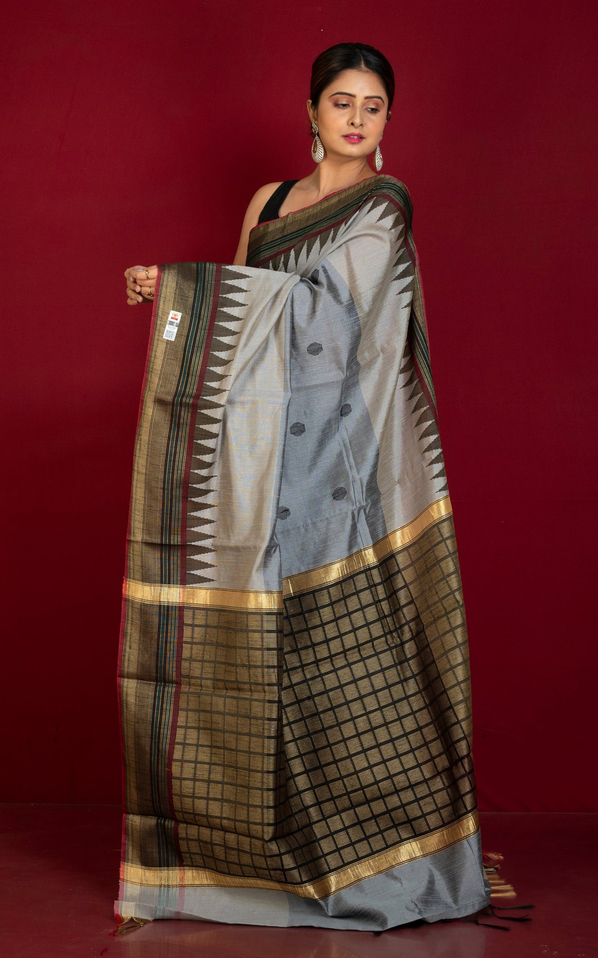 Dual Tone Dupion Raw Silk Saree in Grey, Brown, Rama Green and Black with Rich Pallu