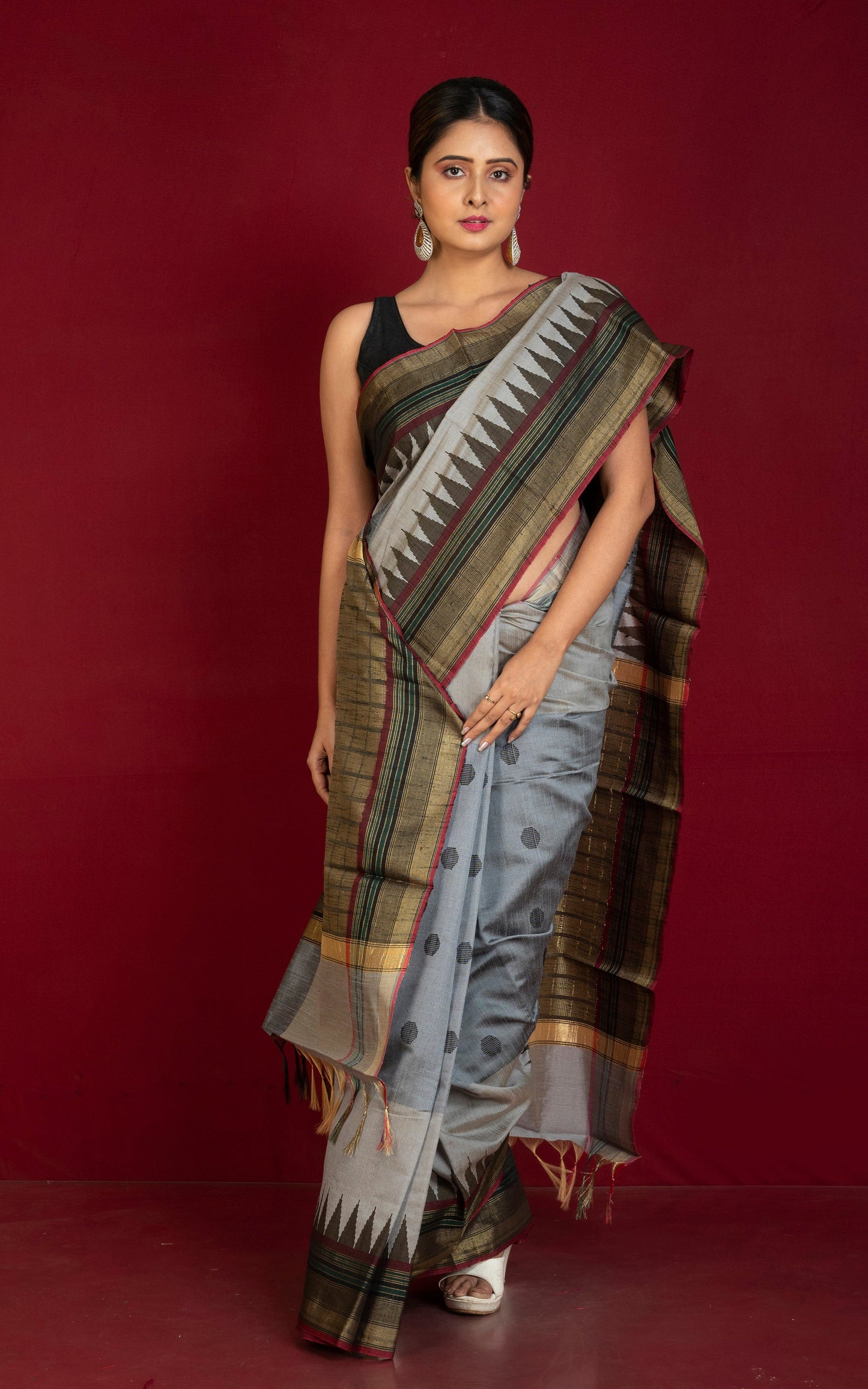 Dual Tone Dupion Raw Silk Saree in Grey, Brown, Rama Green and Black with Rich Pallu