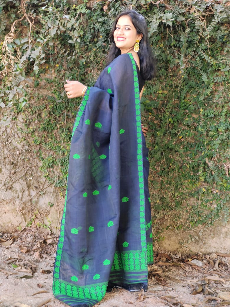 Uruka Dark Blue Mekhela Chador