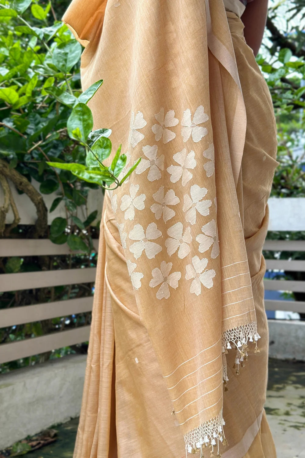 Handloom Light Brown Soft Cotton Jamdani Saree