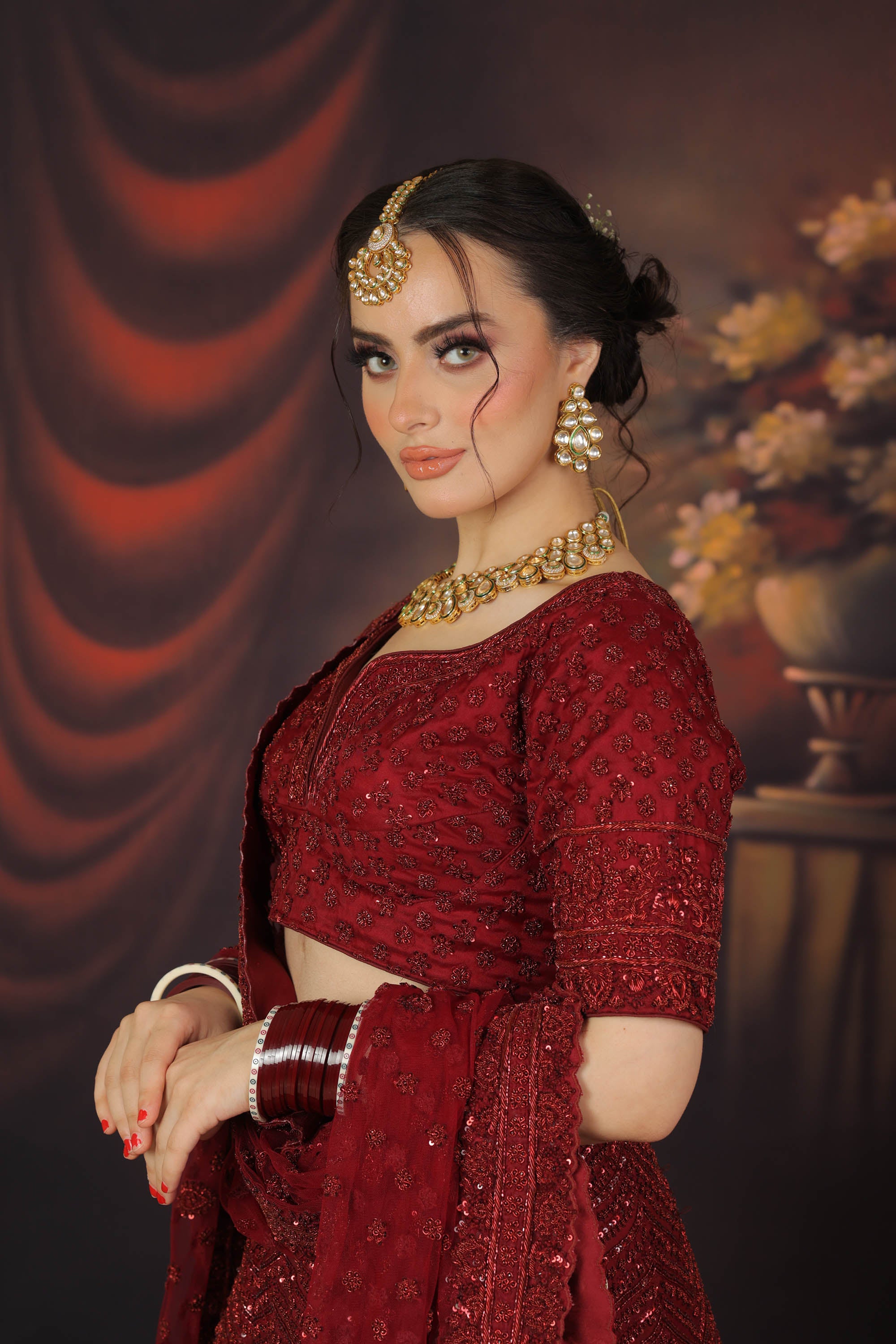 Hina Khan looks mesmerizing in a majestic maroon lehenga